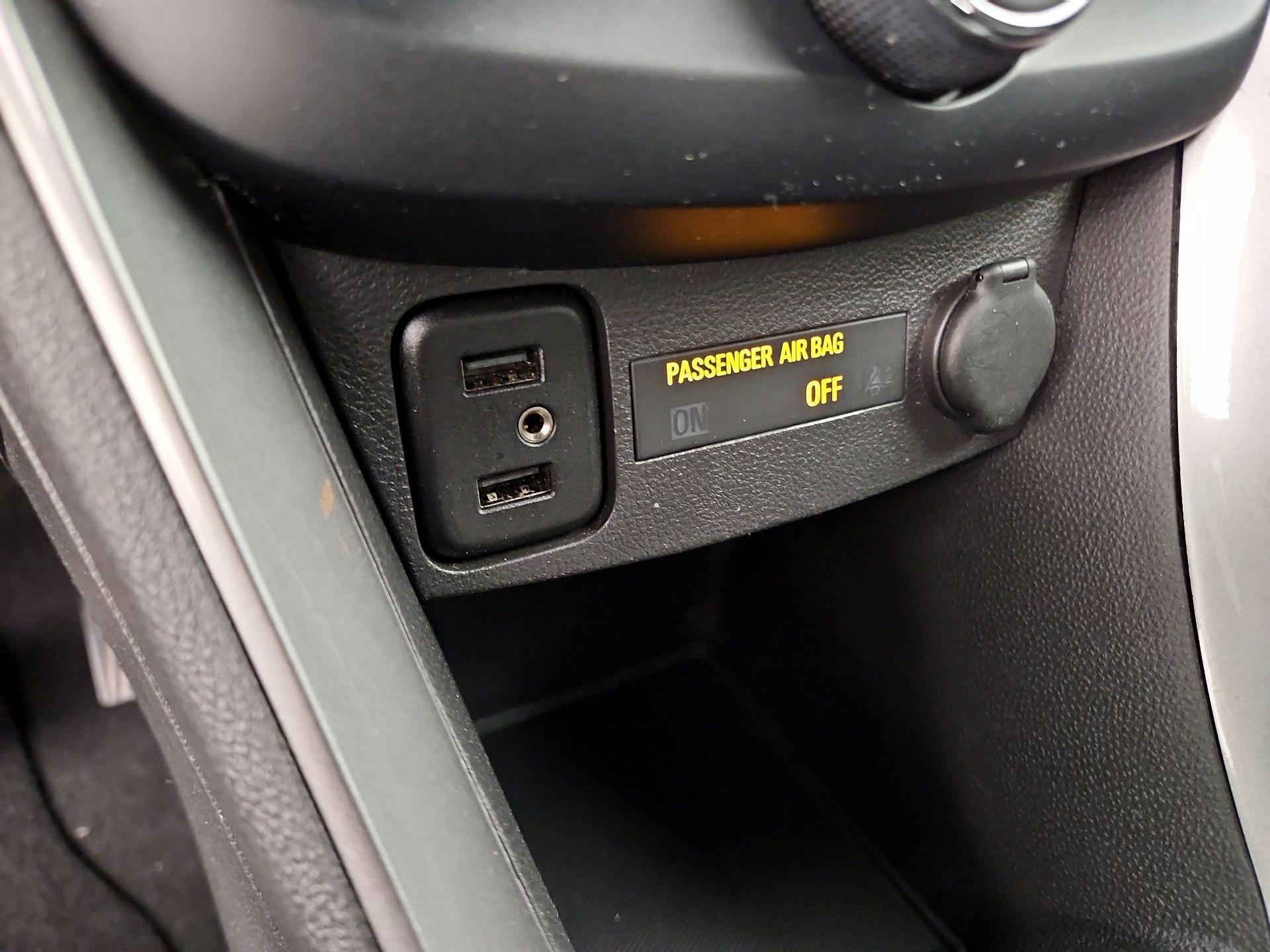 Thumbnail: 2020 Chevrolet Trax - 18