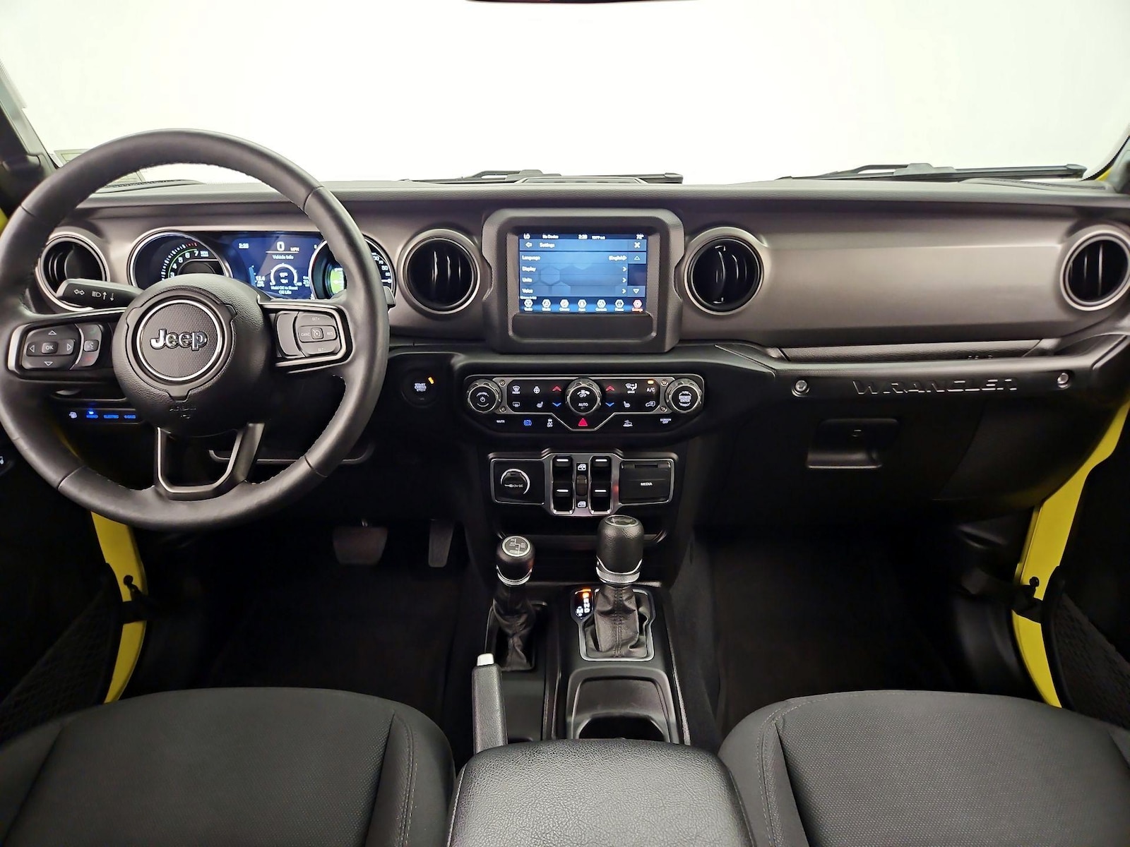 Apple CarPlay® & Android Auto™