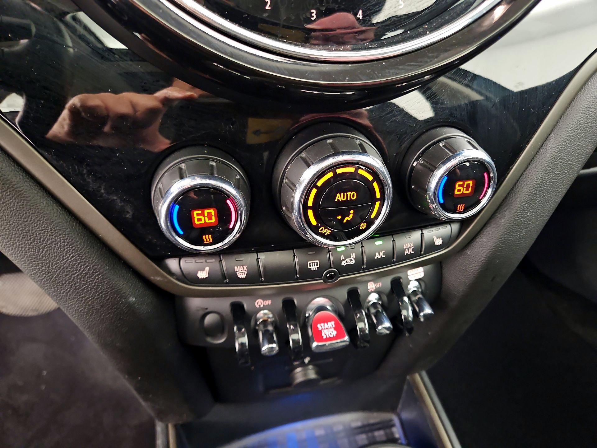 Thumbnail: 2024 MINI Cooper Countryman - 17