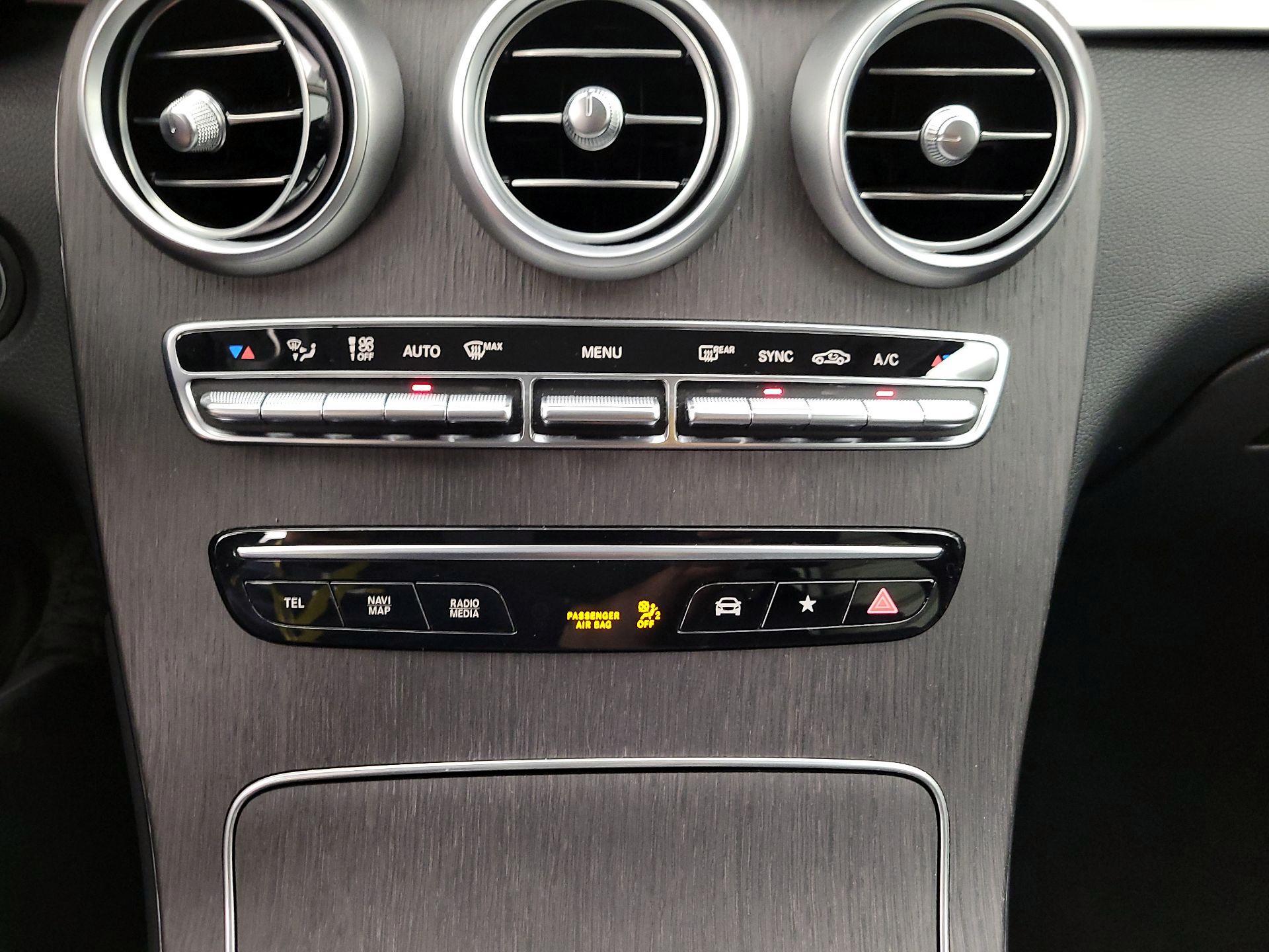 Thumbnail: 2022 Mercedes-Benz GLC - 16