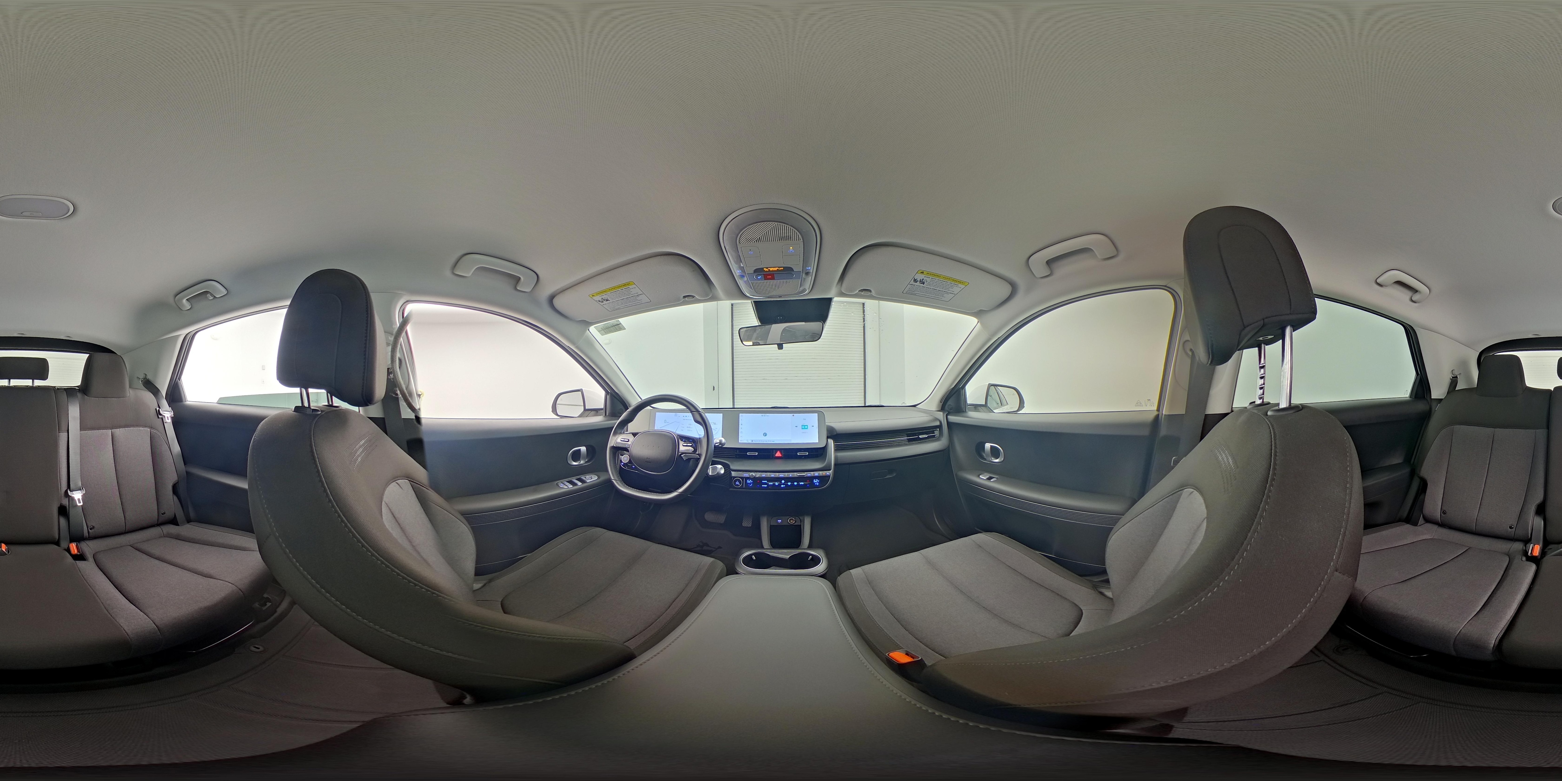 2024 Hyundai IONIQ 5 SE - Photo 25