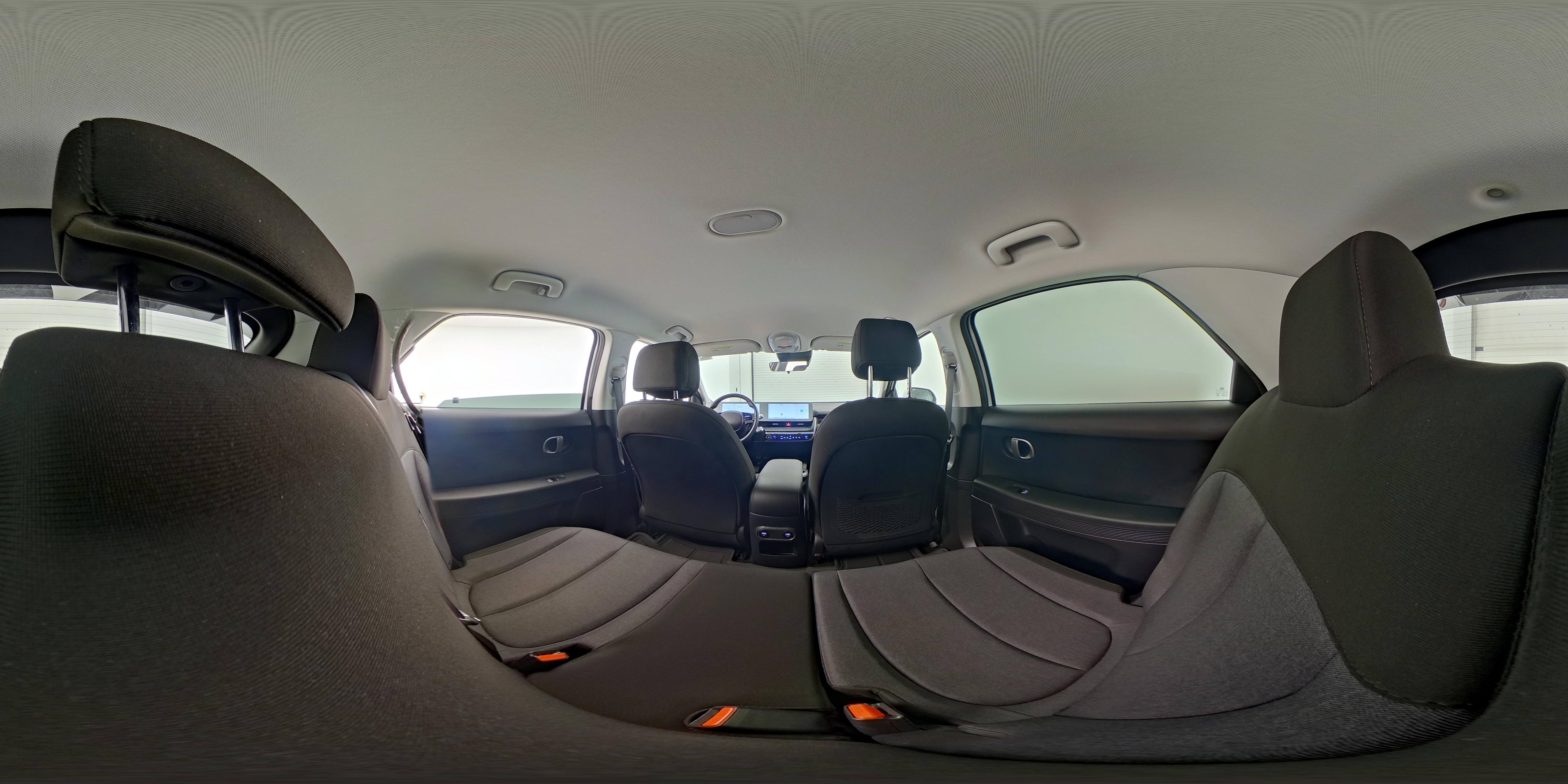 2024 Hyundai IONIQ 5 SE - Photo 26