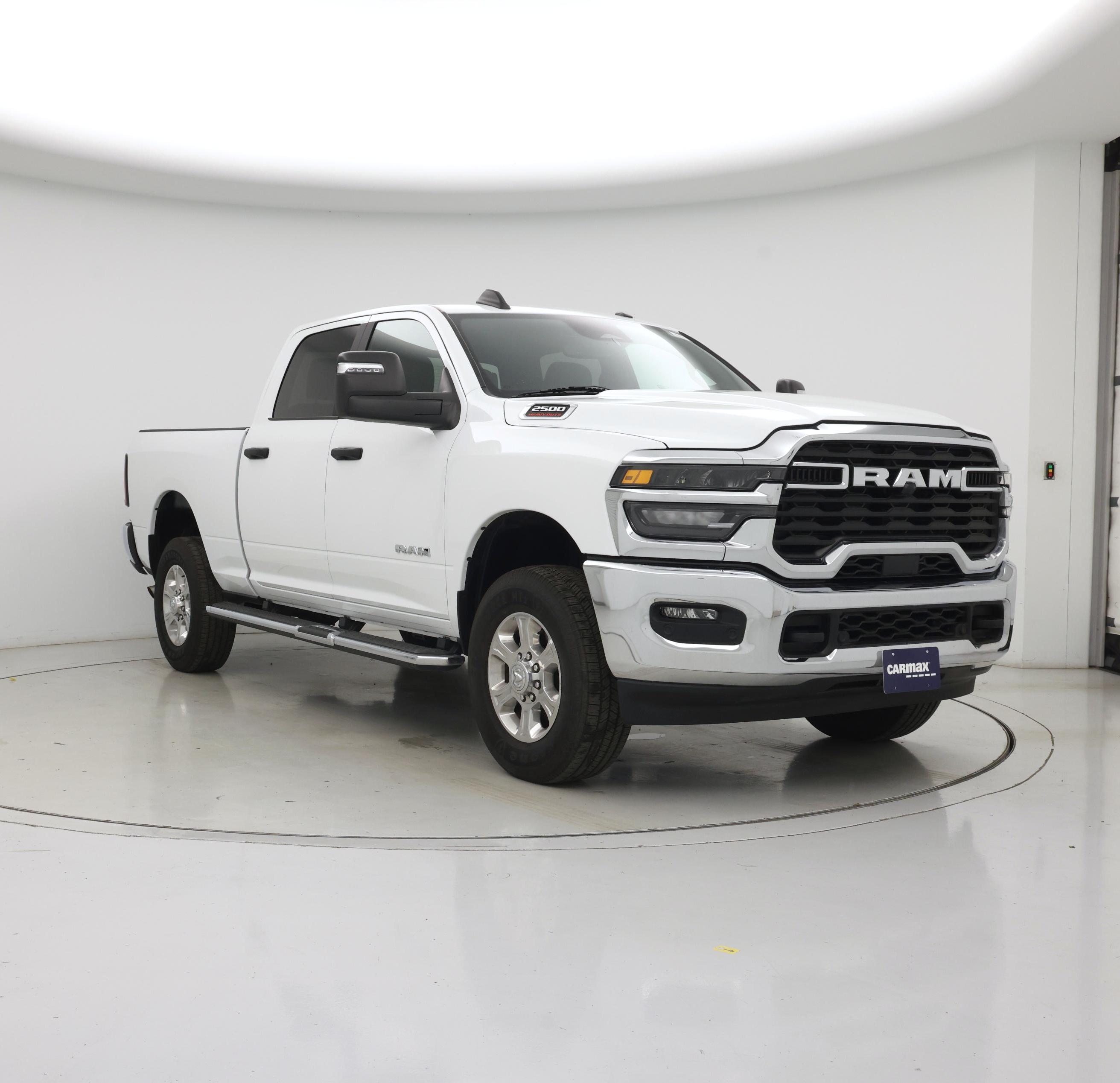 2026 RAM 2500 Blanco Camioneta  Automática