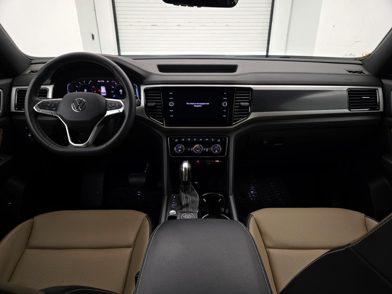 2023 Volkswagen Atlas Cross Sport SE w/Tech - Photo 10