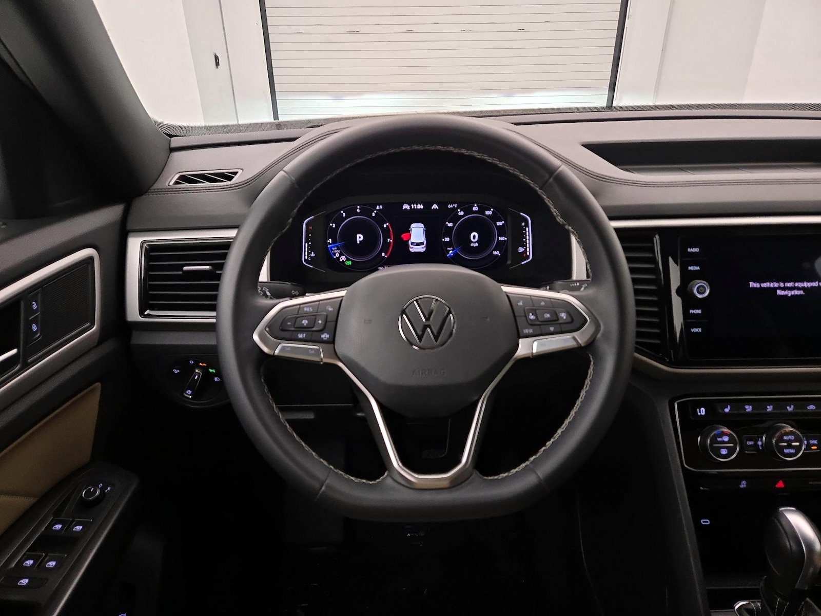 2023 Volkswagen Atlas Cross Sport SE w/Tech - Photo 11