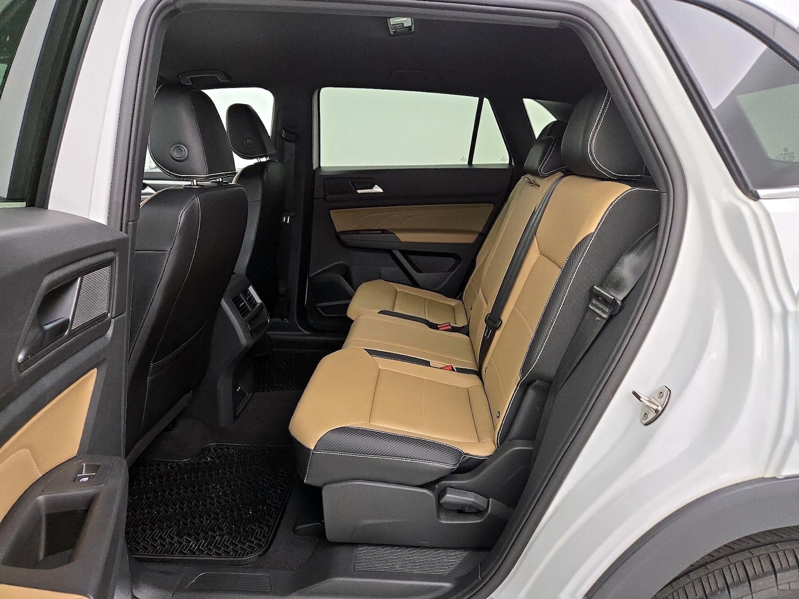 2023 Volkswagen Atlas Cross Sport SE w/Tech - Photo 20