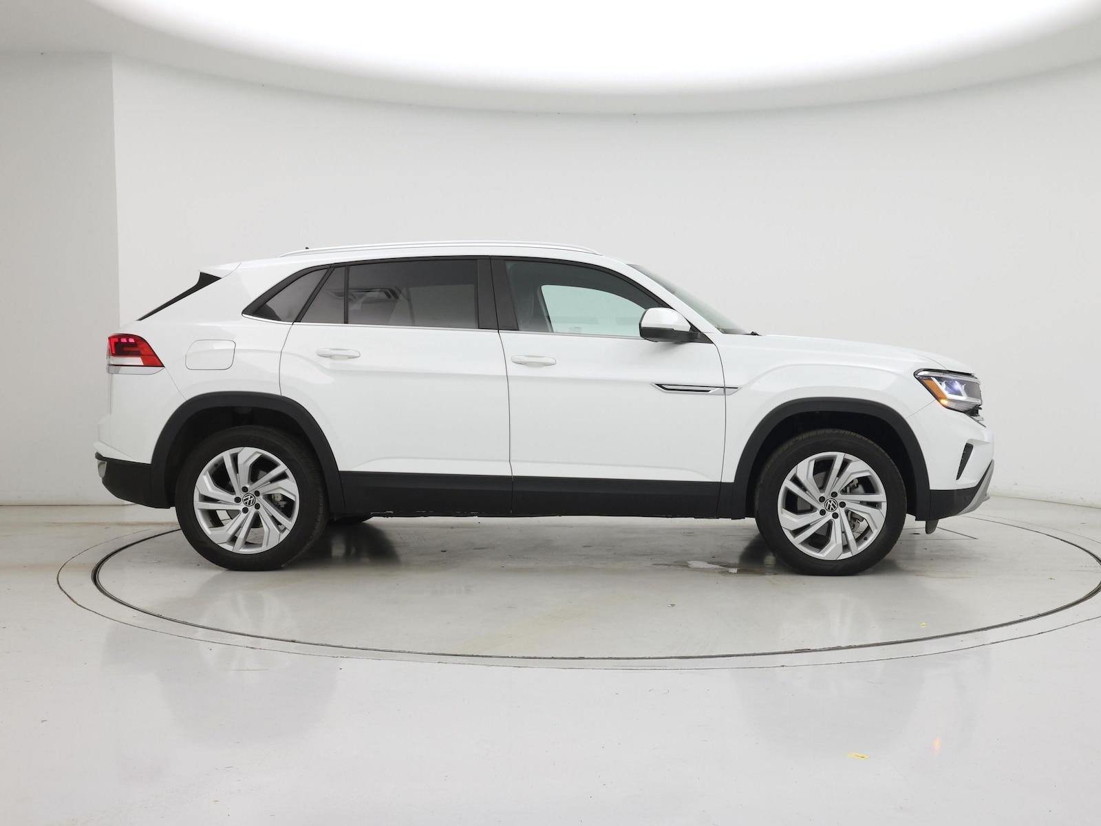2023 Volkswagen Atlas Cross Sport SE w/Tech - Photo 8