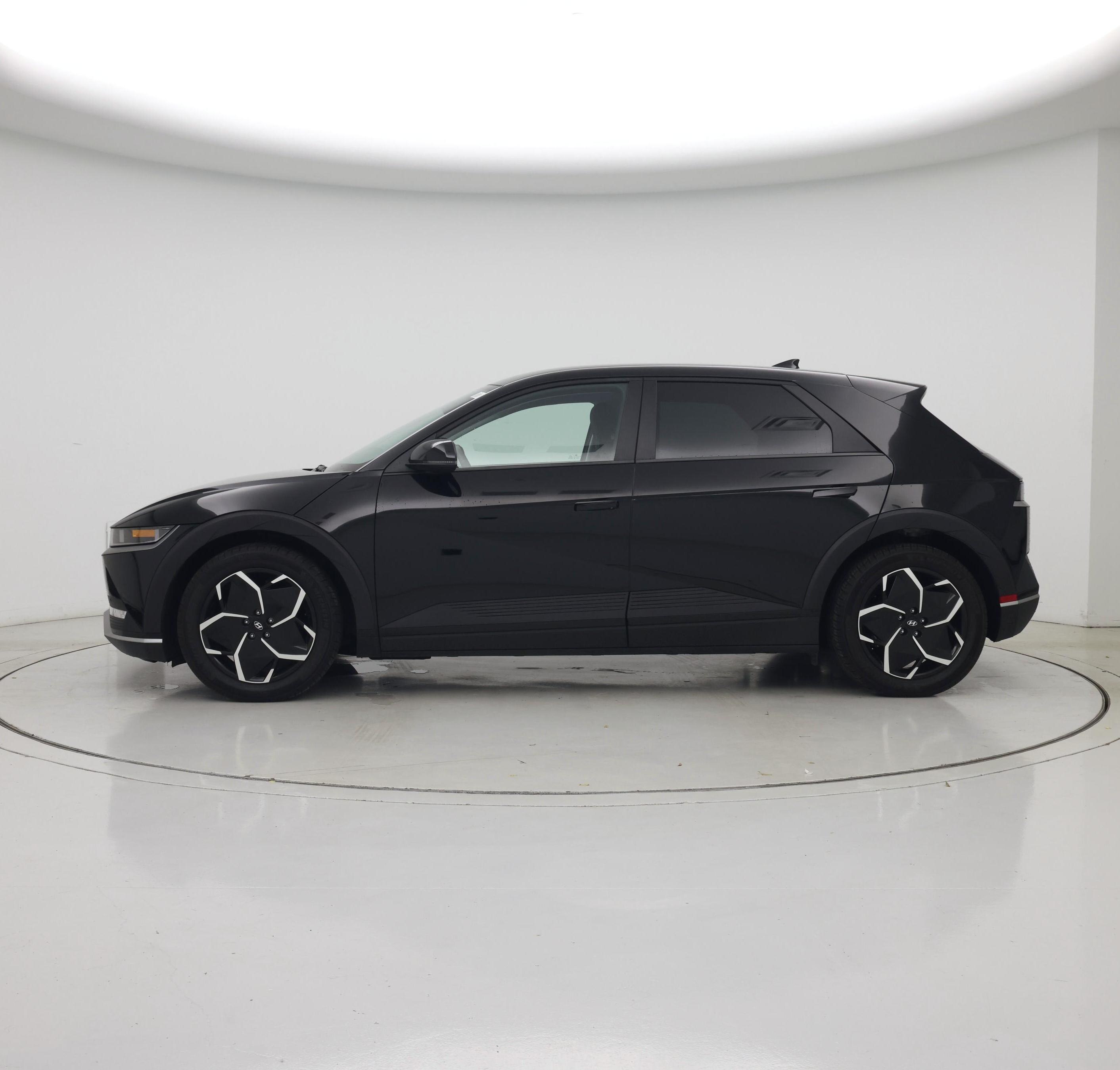Thumbnail: 2024 Hyundai Ioniq 5 - 3