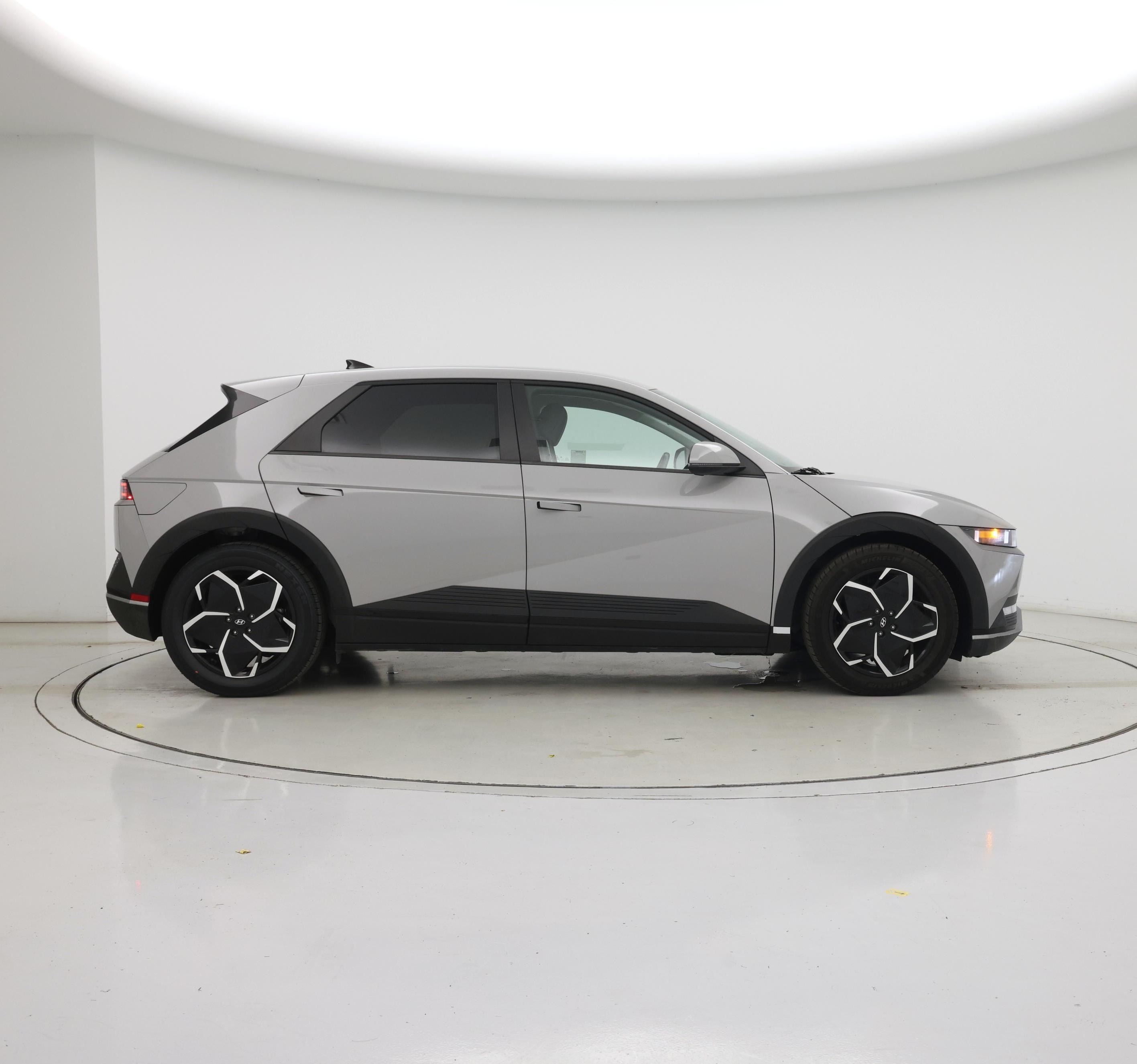 Thumbnail: 2024 Hyundai Ioniq 5 - 7