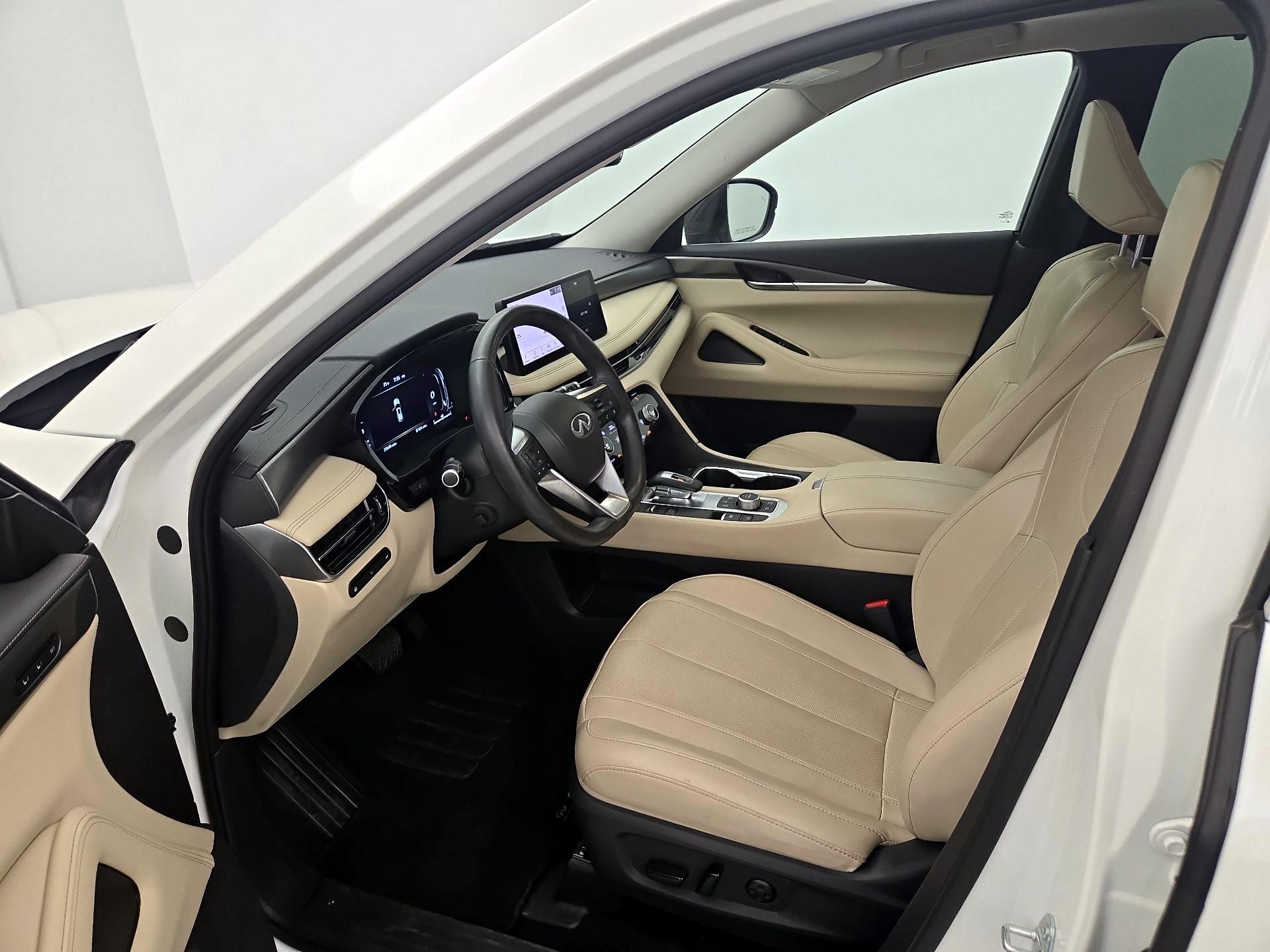 Thumbnail: 2023 INFINITI QX60 - 11