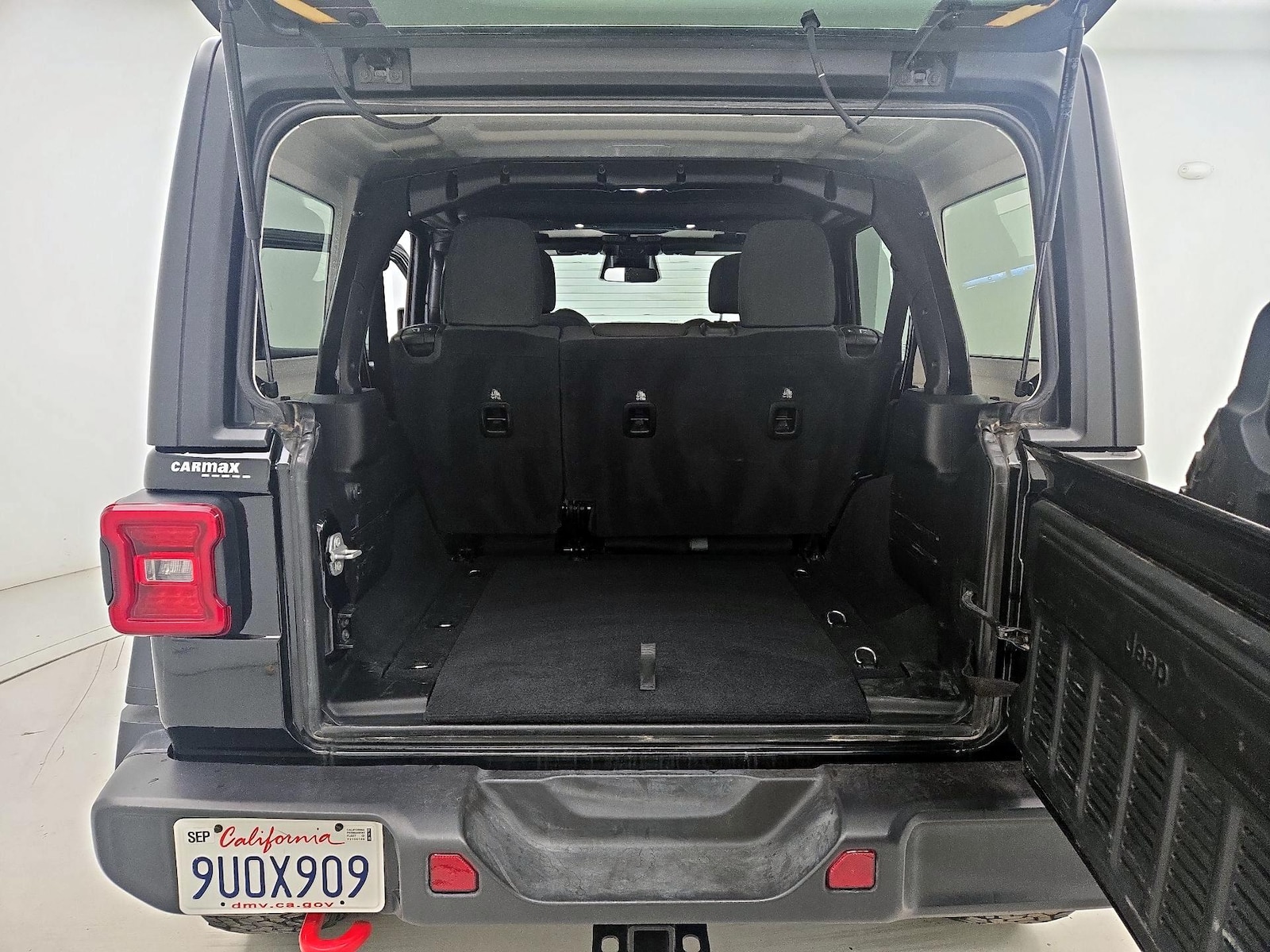 2025 Jeep Wrangler 4-Door Rubicon - Photo 21