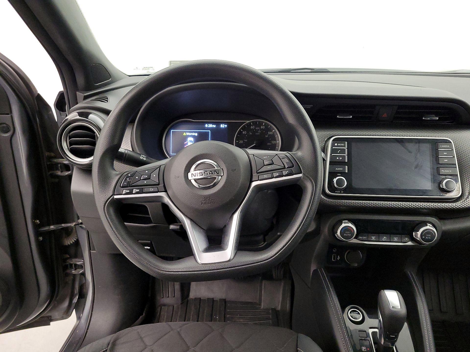 Thumbnail: 2020 Nissan Kicks - 10