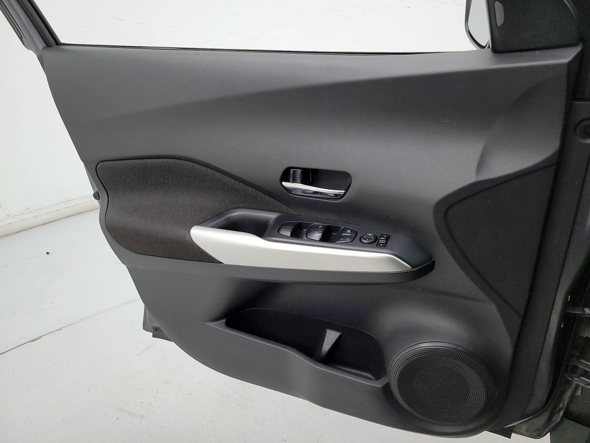 Thumbnail: 2020 Nissan Kicks - 12