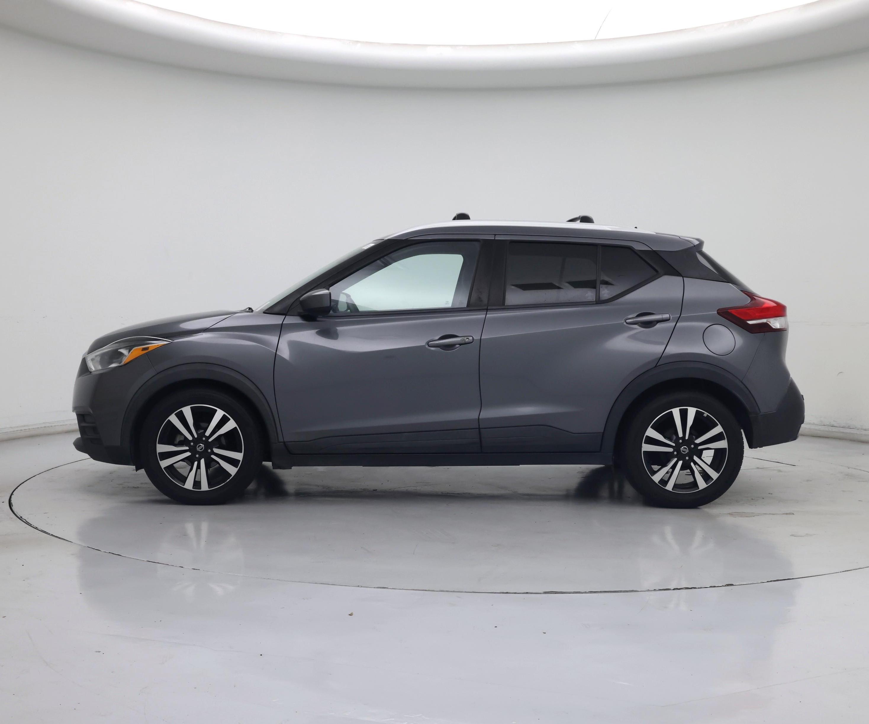 Thumbnail: 2020 Nissan Kicks - 3