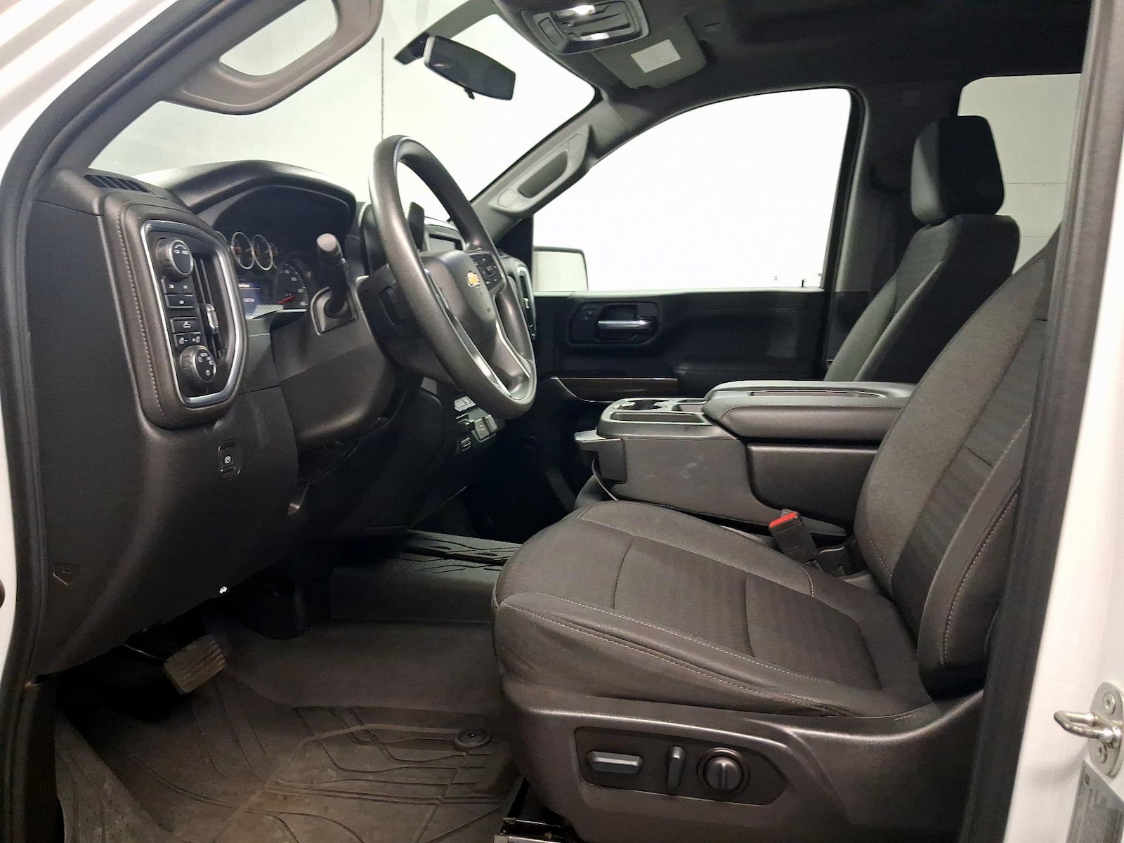 Power Seat(s) & Side Airbags