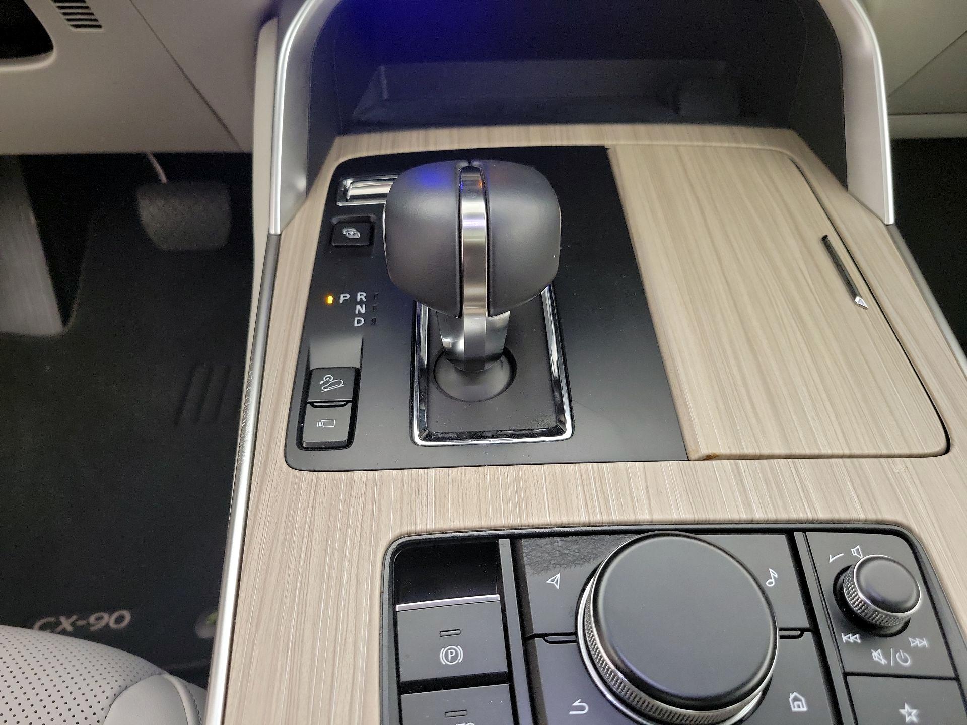 Thumbnail: 2025 Mazda CX-90 - 18