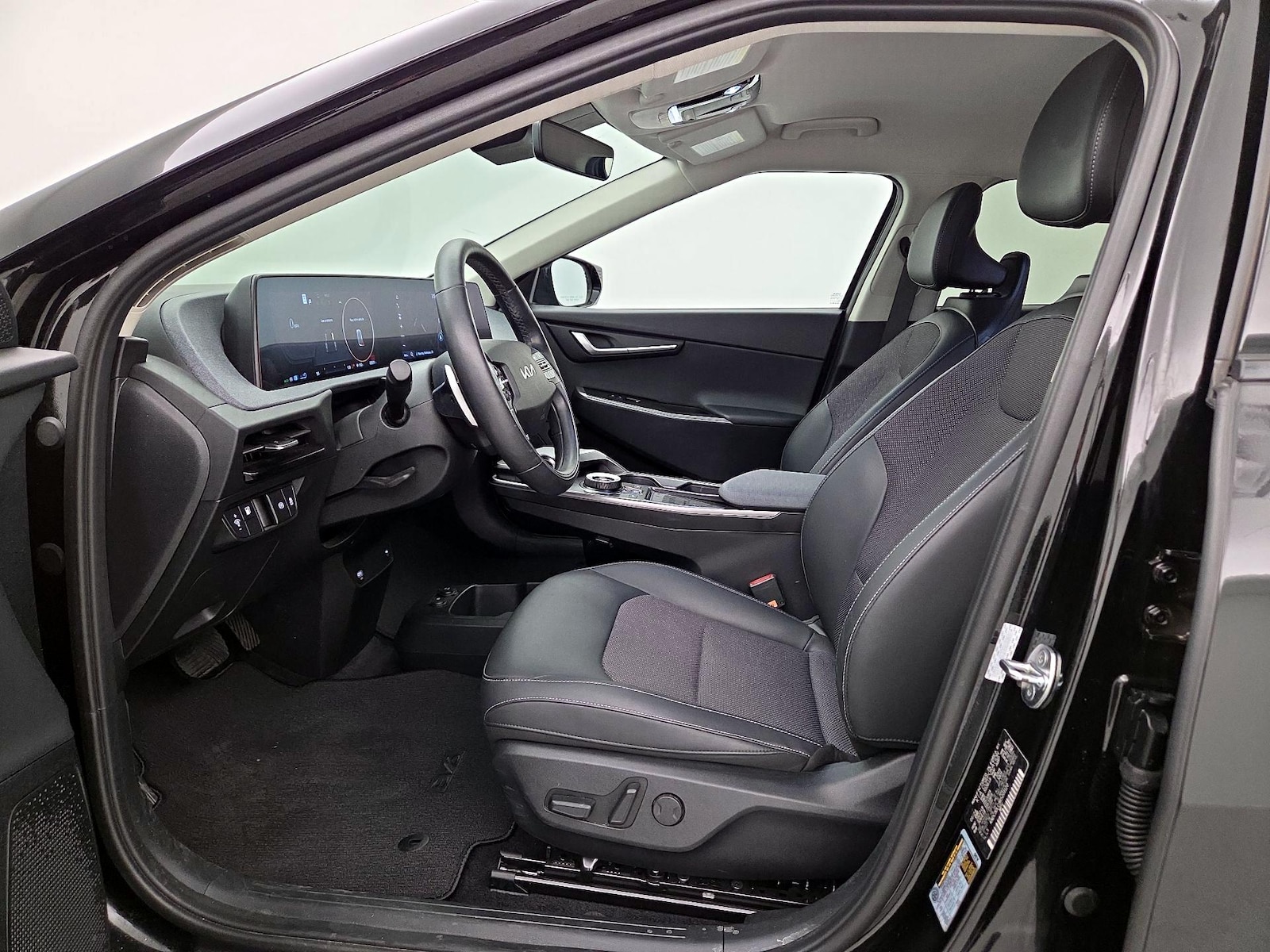 2024 Kia EV6 Light L/R - Photo 12