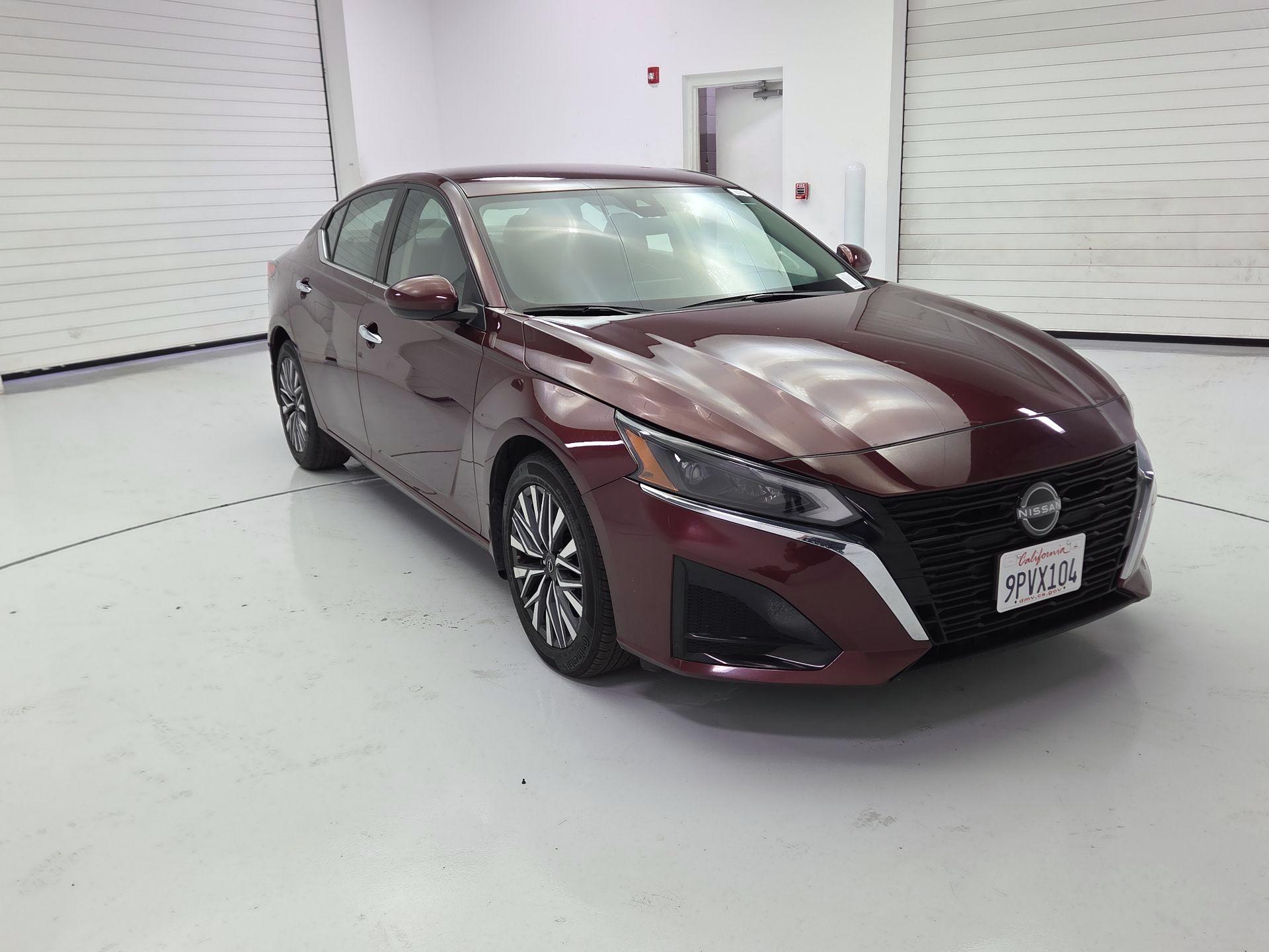 Thumbnail: 2023 Nissan Altima - 1