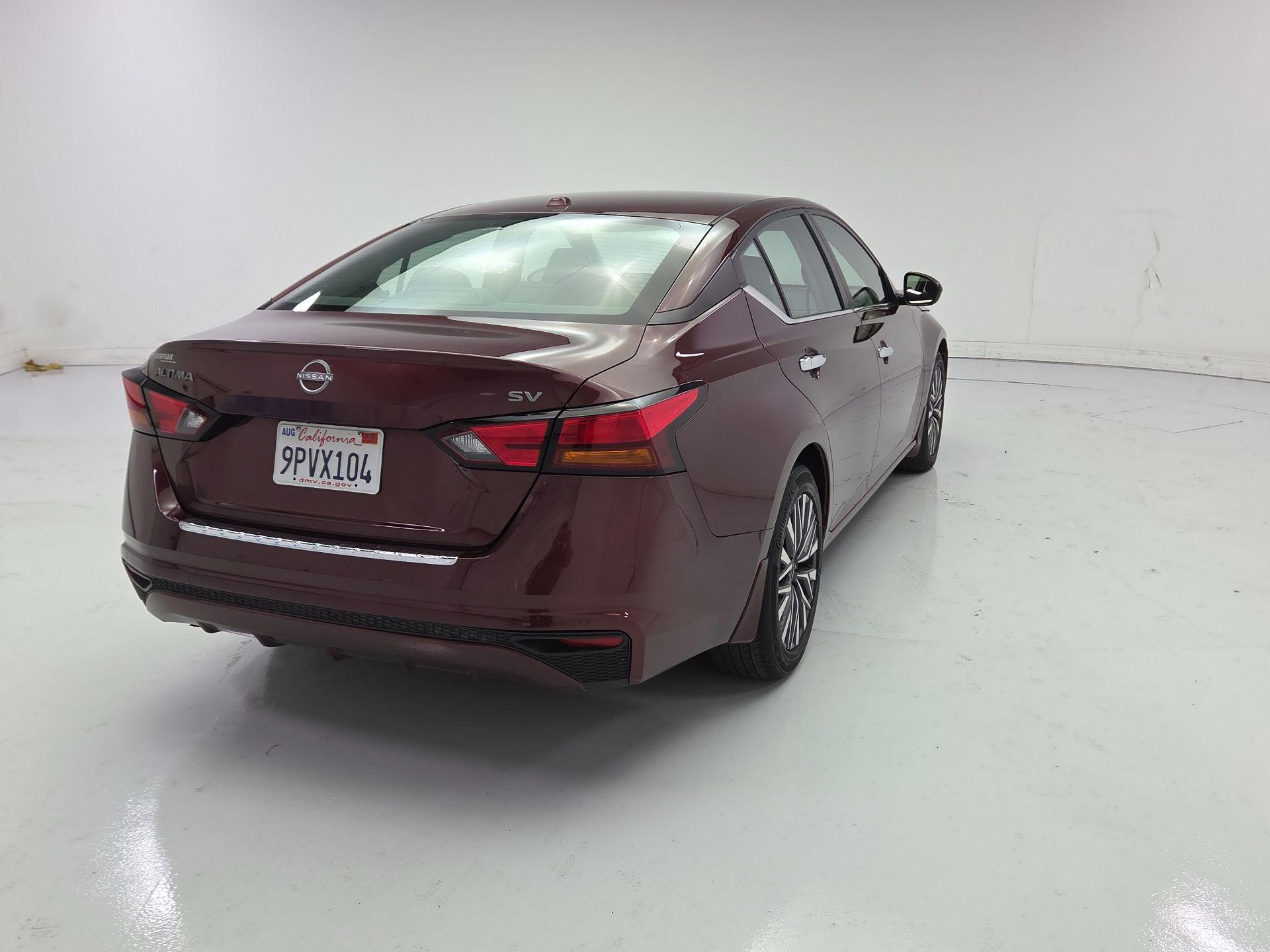 Thumbnail: 2023 Nissan Altima - 5
