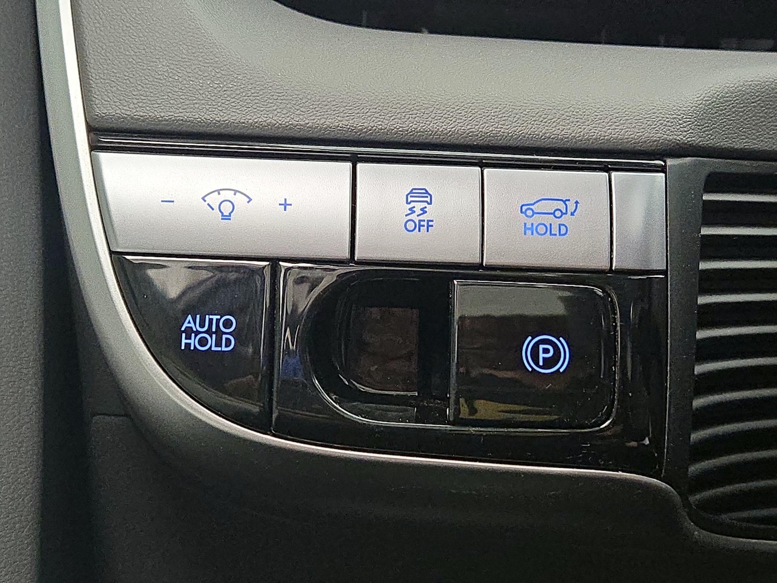2024 Hyundai IONIQ 5 SEL - Photo 14