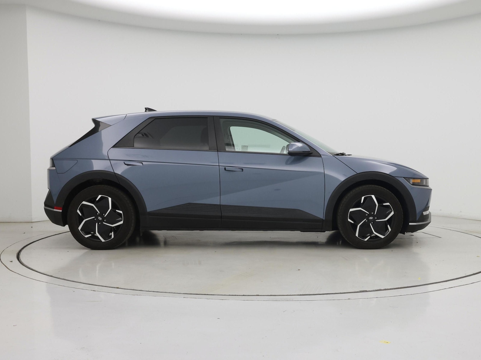 2024 Hyundai IONIQ 5 SEL - Photo 8