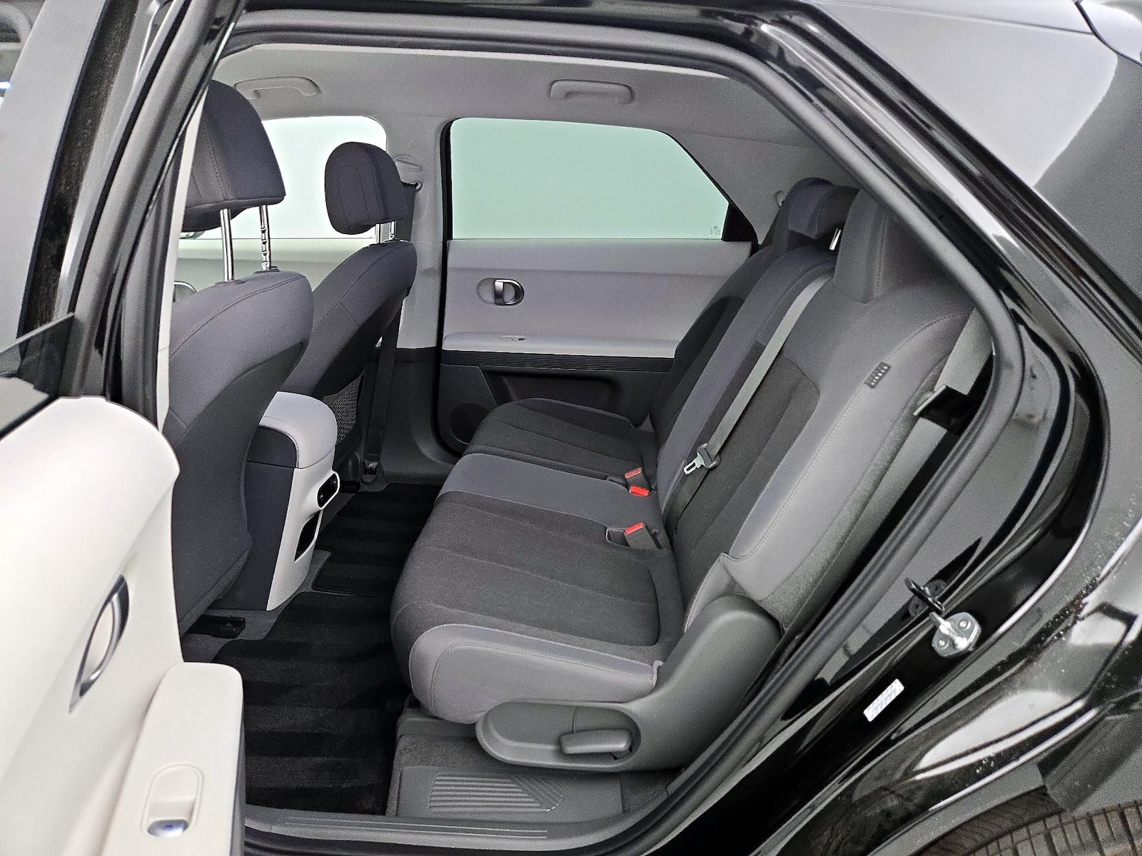2024 Hyundai IONIQ 5 SEL - Photo 21