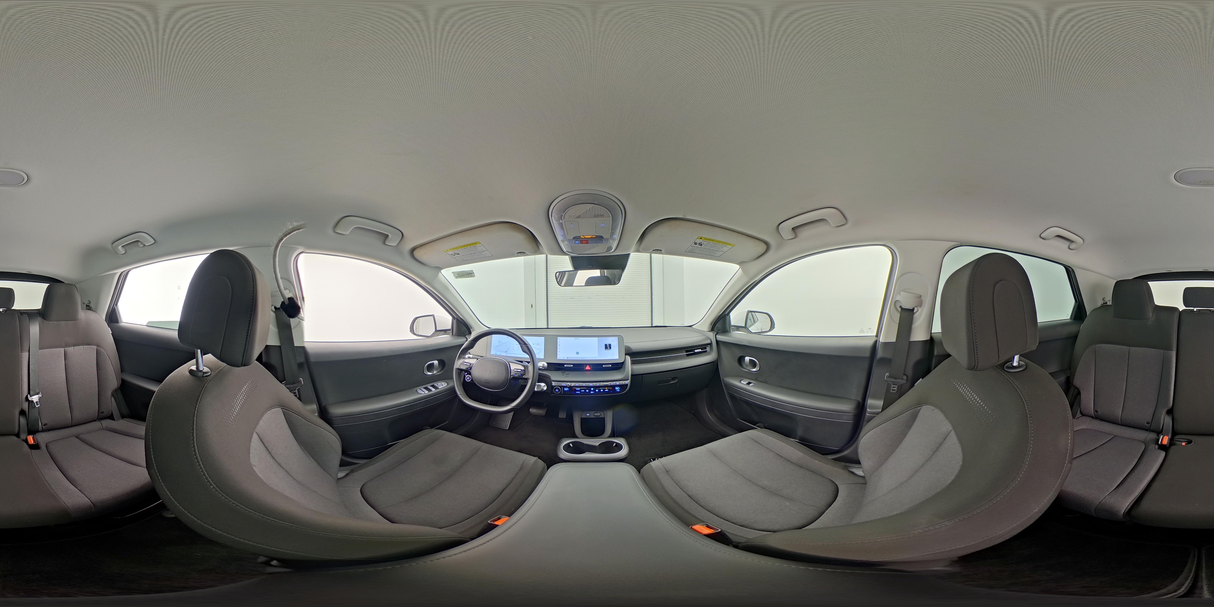 2024 Hyundai IONIQ 5 SE - Photo 25