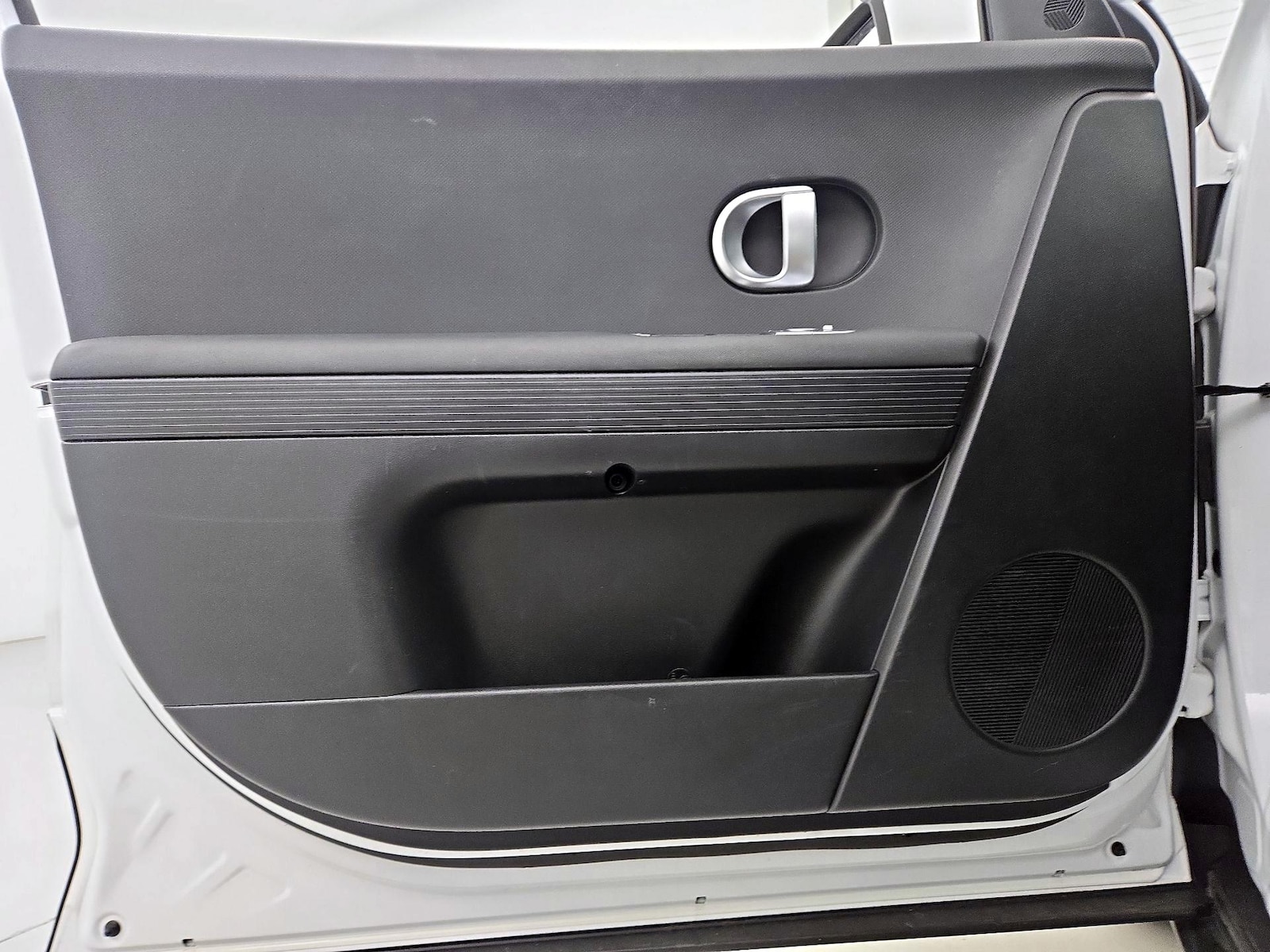 2024 Hyundai IONIQ 5 SE - Photo 13