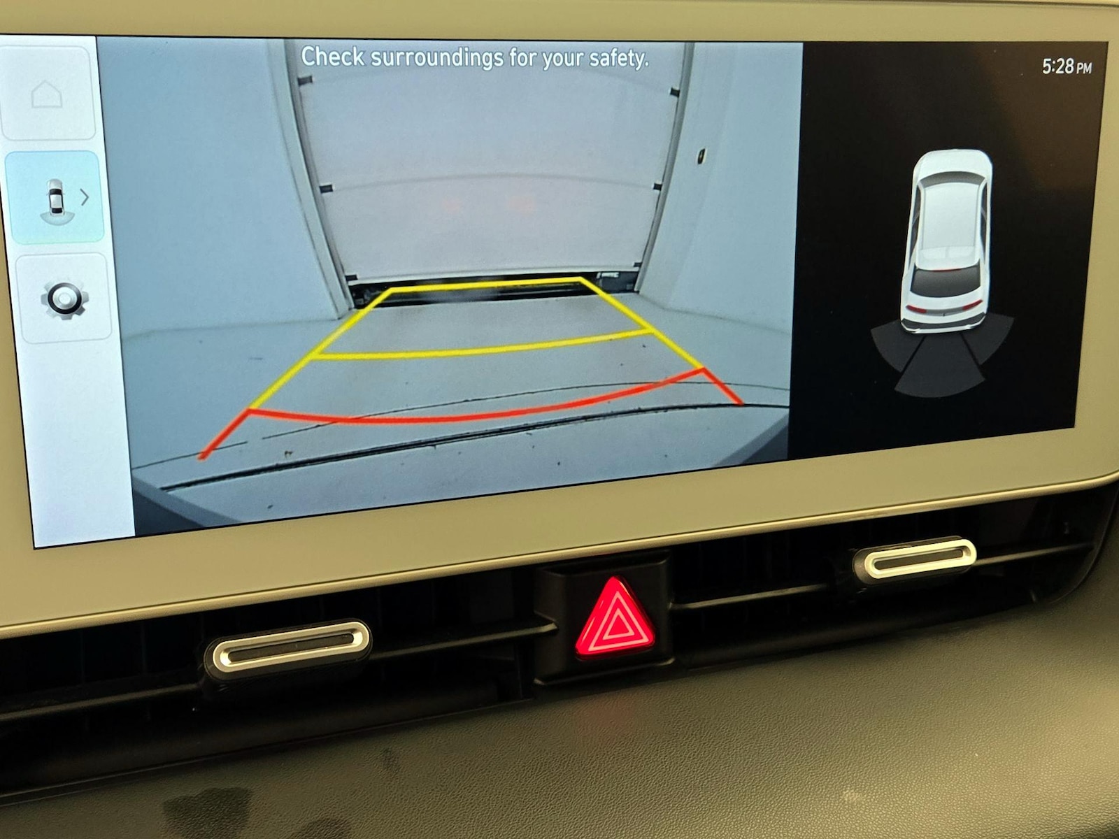 2024 Hyundai IONIQ 5 SE - Photo 16