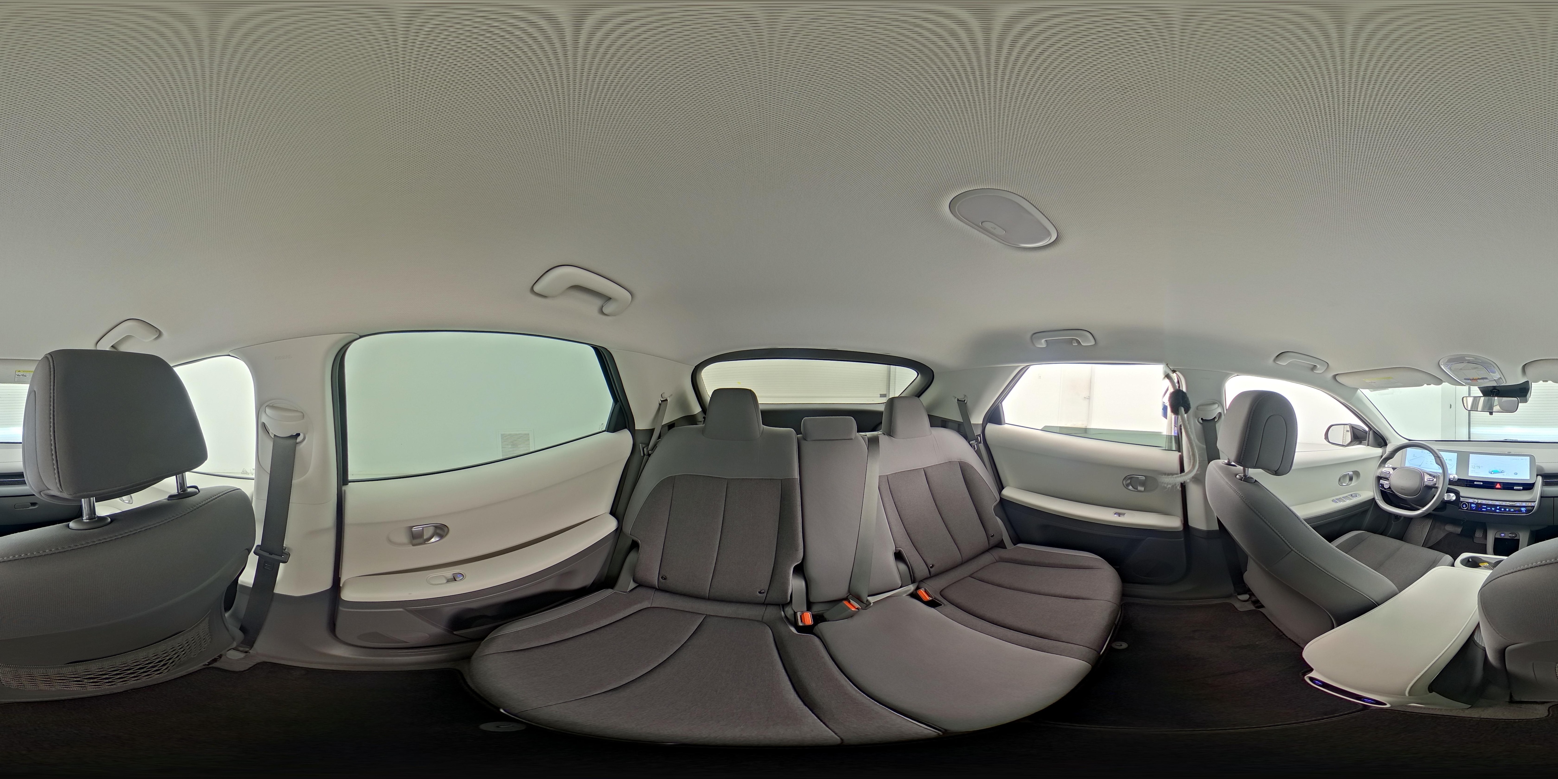 2024 Hyundai IONIQ 5 SE - Photo 25