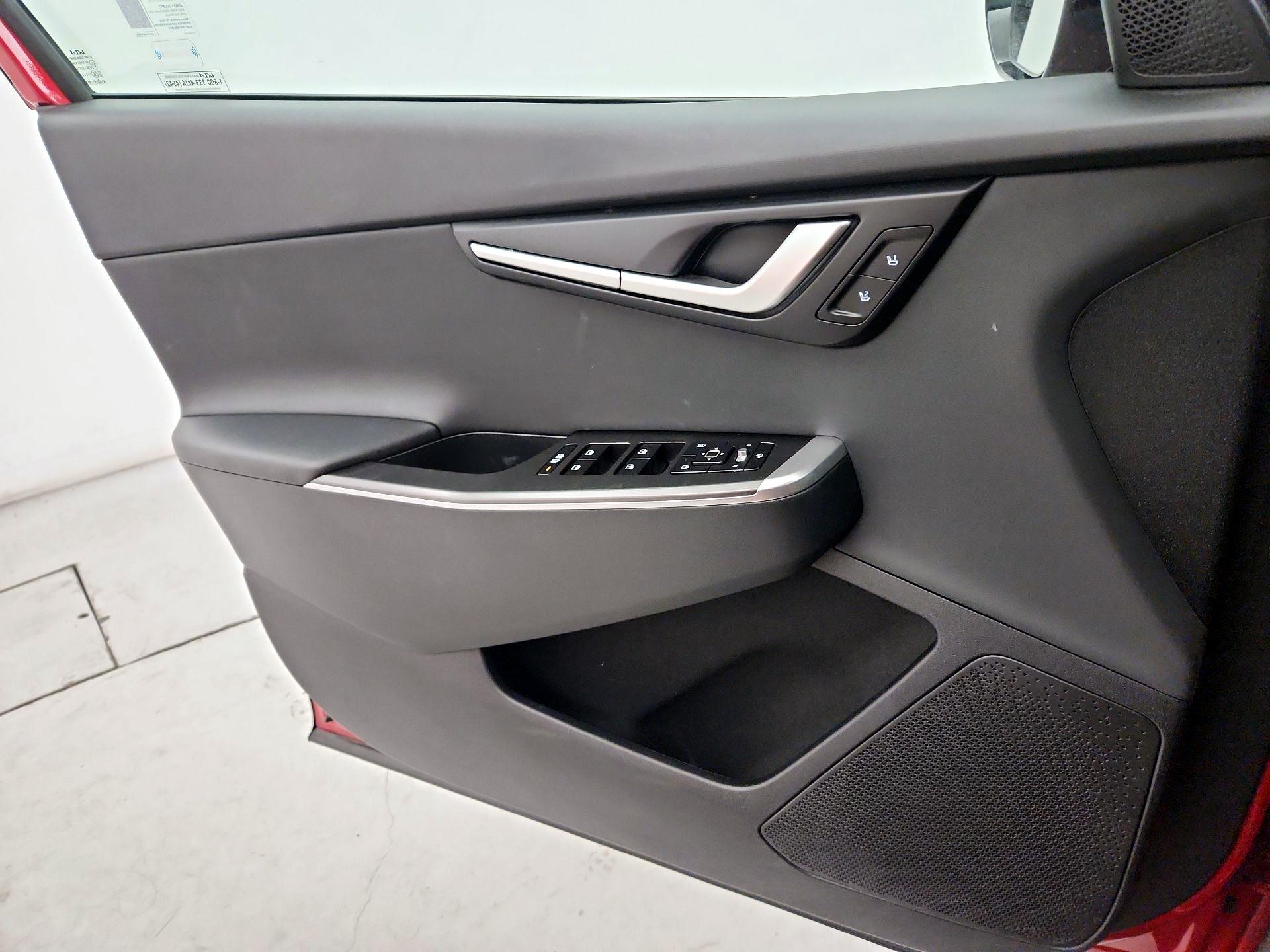Thumbnail: 2024 Kia EV6 - 12
