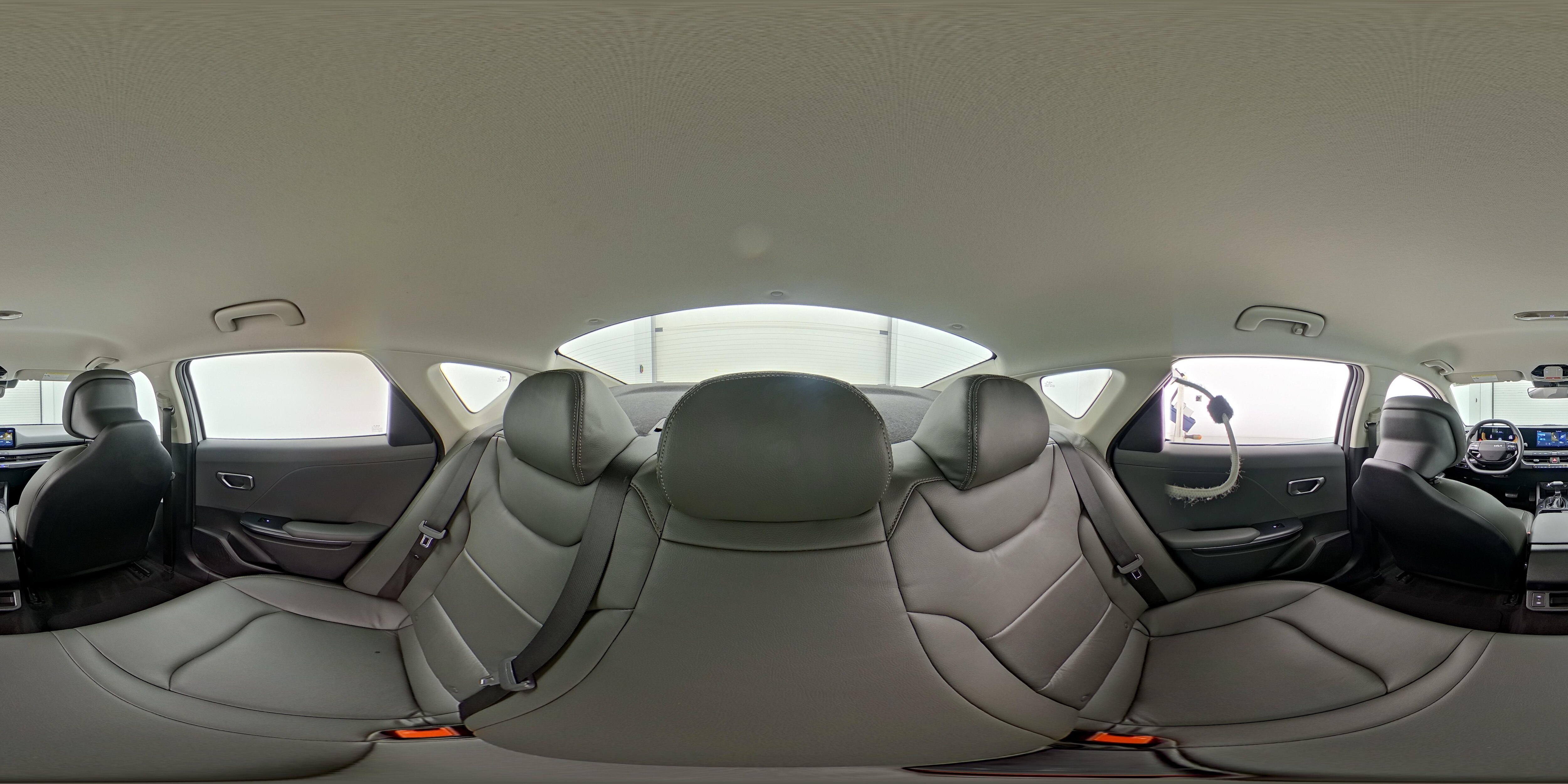 2025 Kia K4 LX - Photo 25
