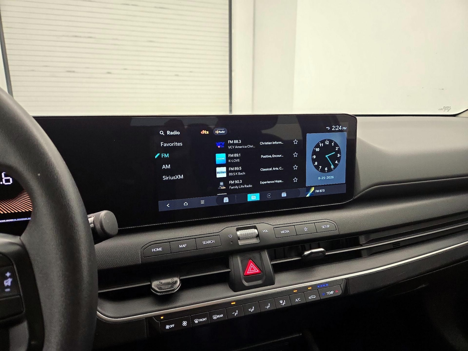 2025 Kia K4 LX - Photo 16