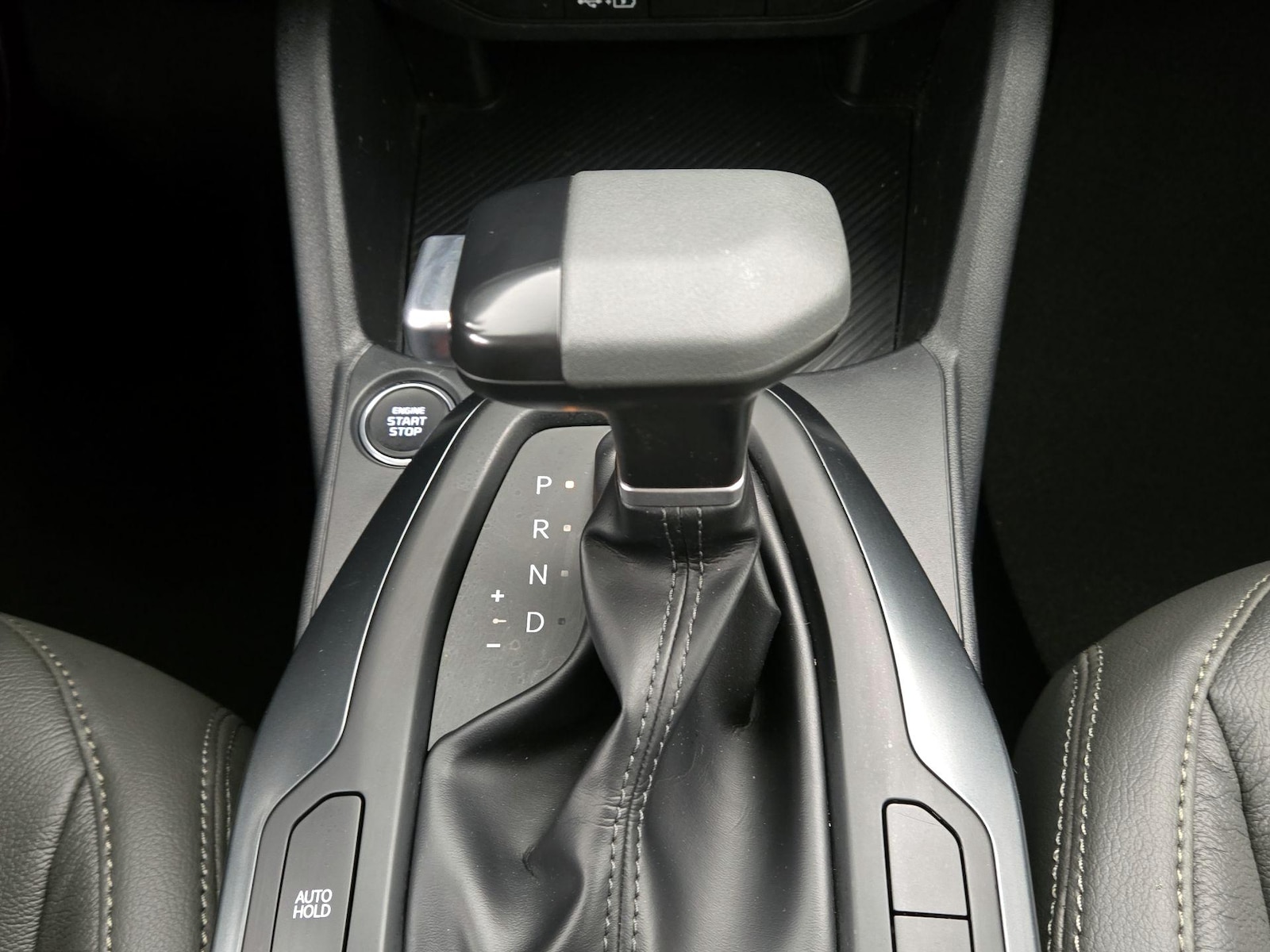 2025 Kia K4 LX - Photo 18