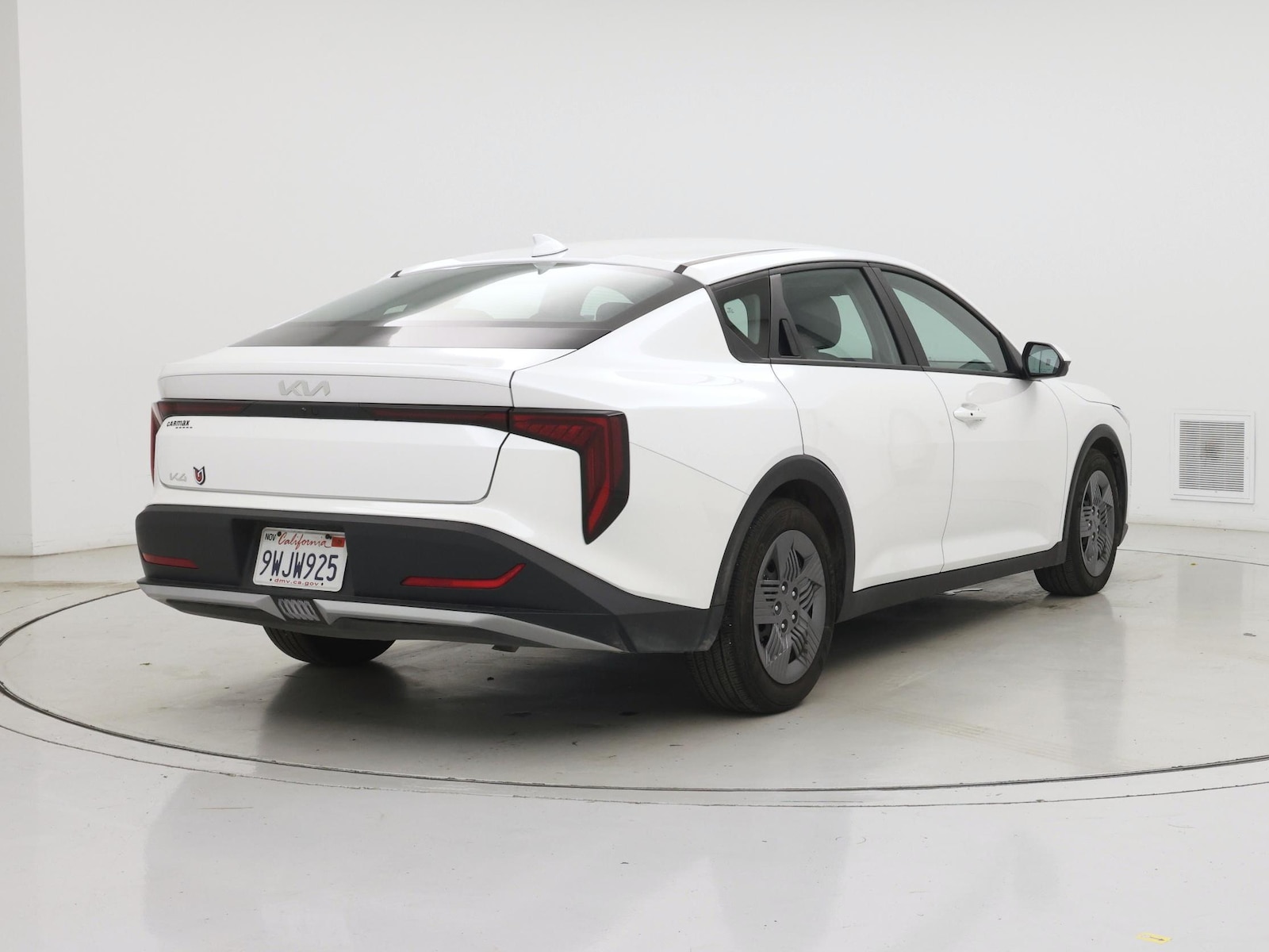 2025 Kia K4 LX - Photo 9