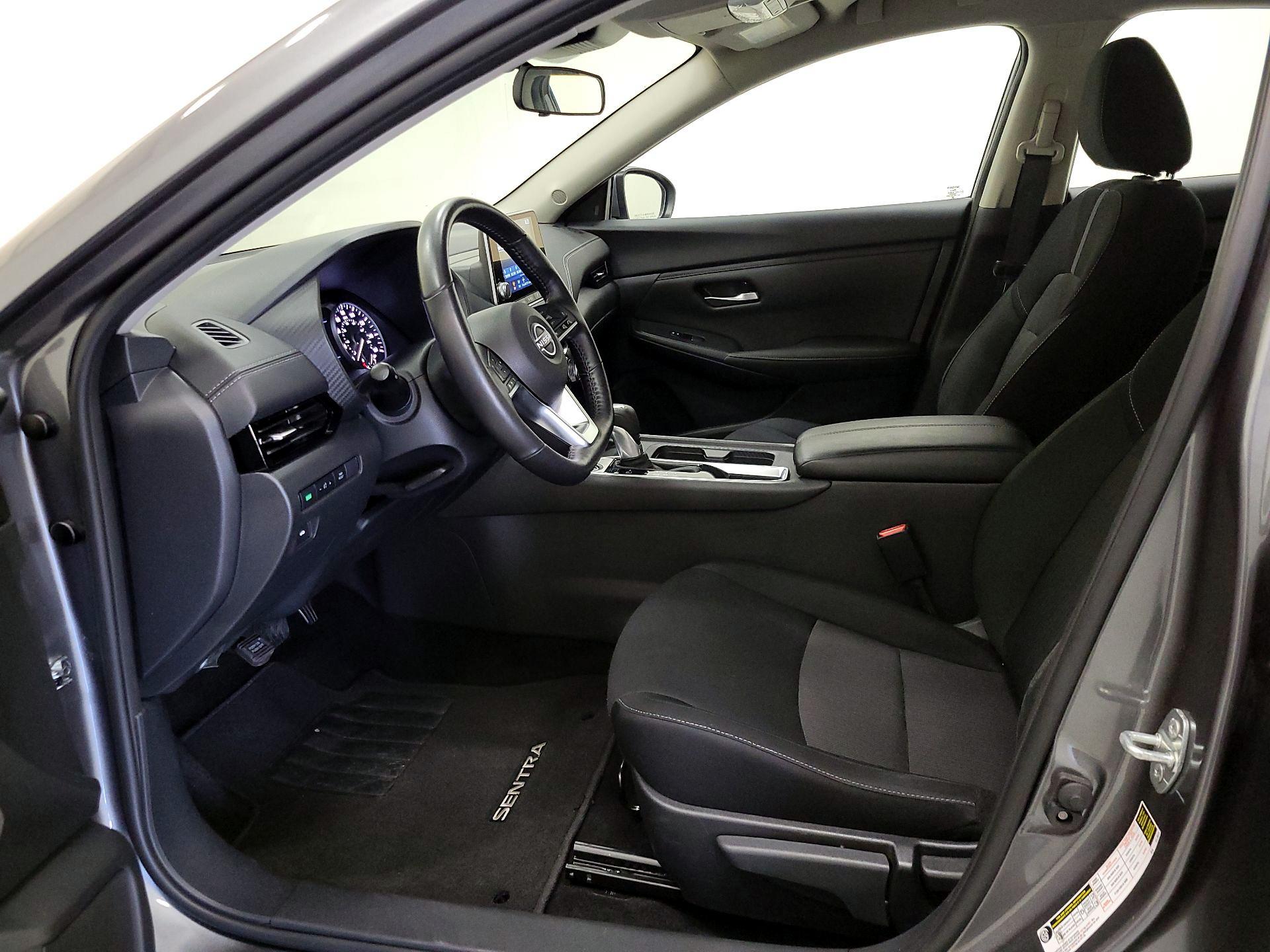 Thumbnail: 2025 Nissan Sentra - 11