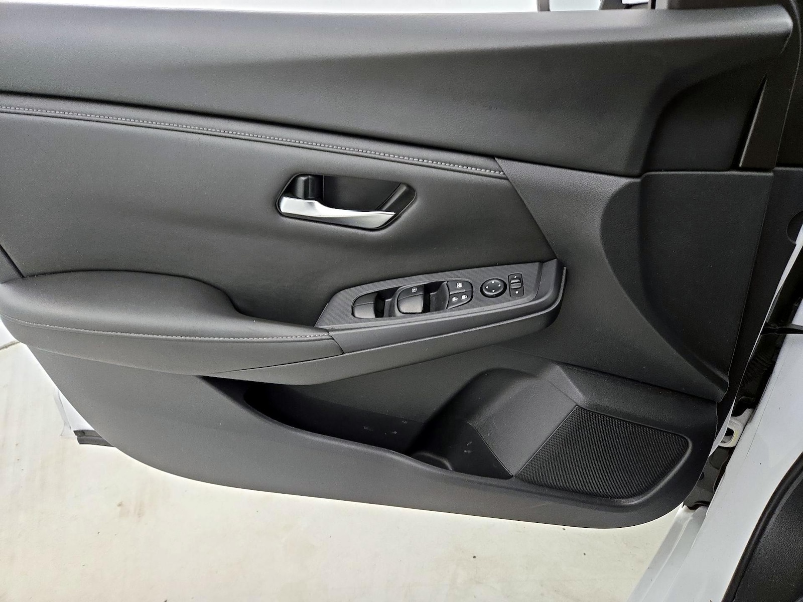 2023 Nissan Sentra SV - Photo 13