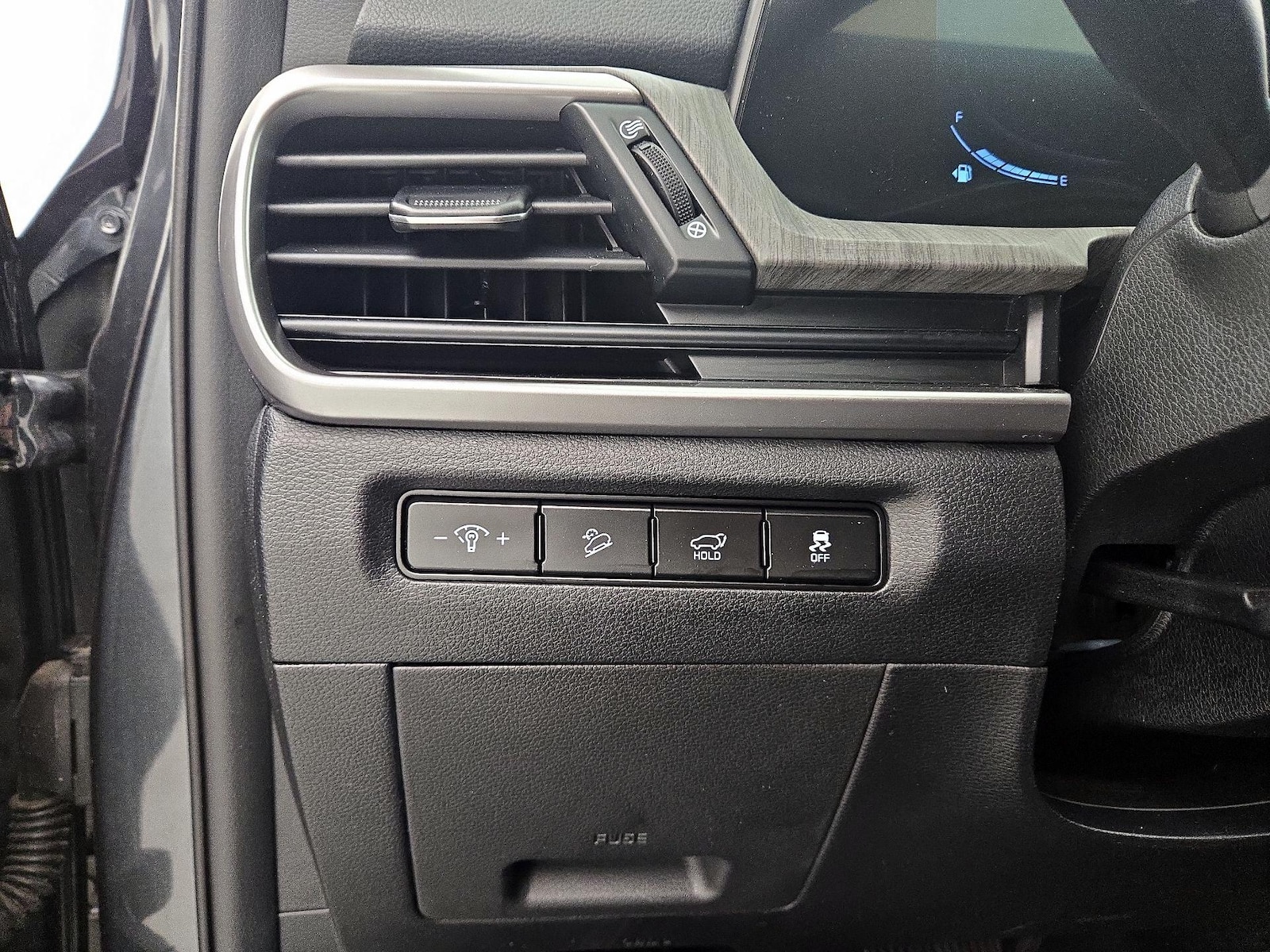 2024 Kia Telluride EX - Photo 14