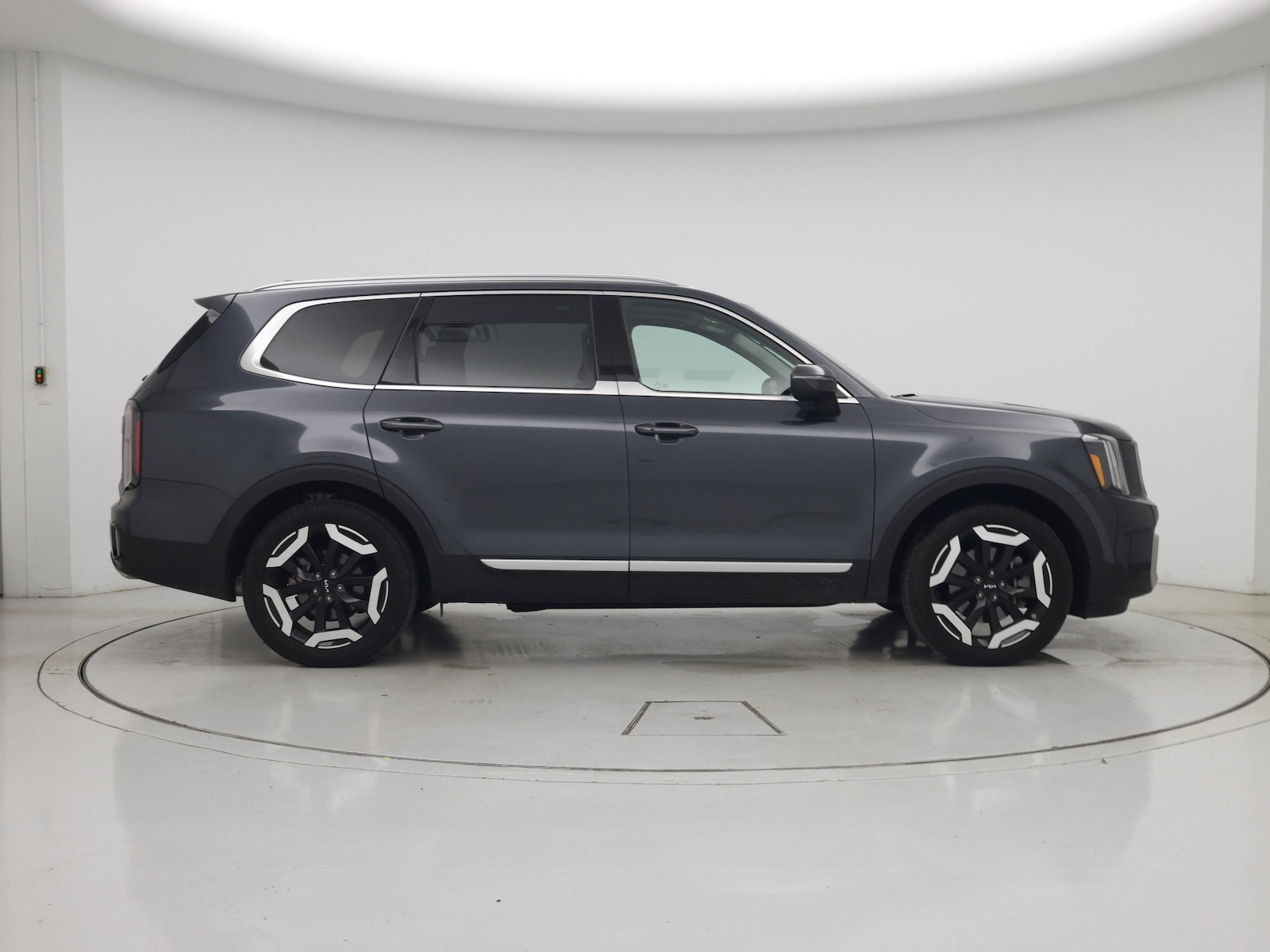 2024 Kia Telluride EX - Photo 8
