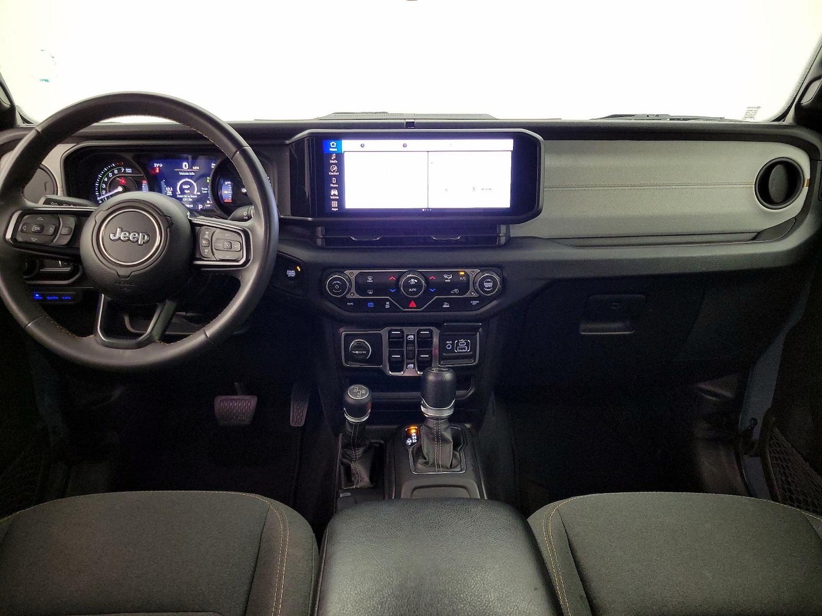 Apple CarPlay® & Android Auto™