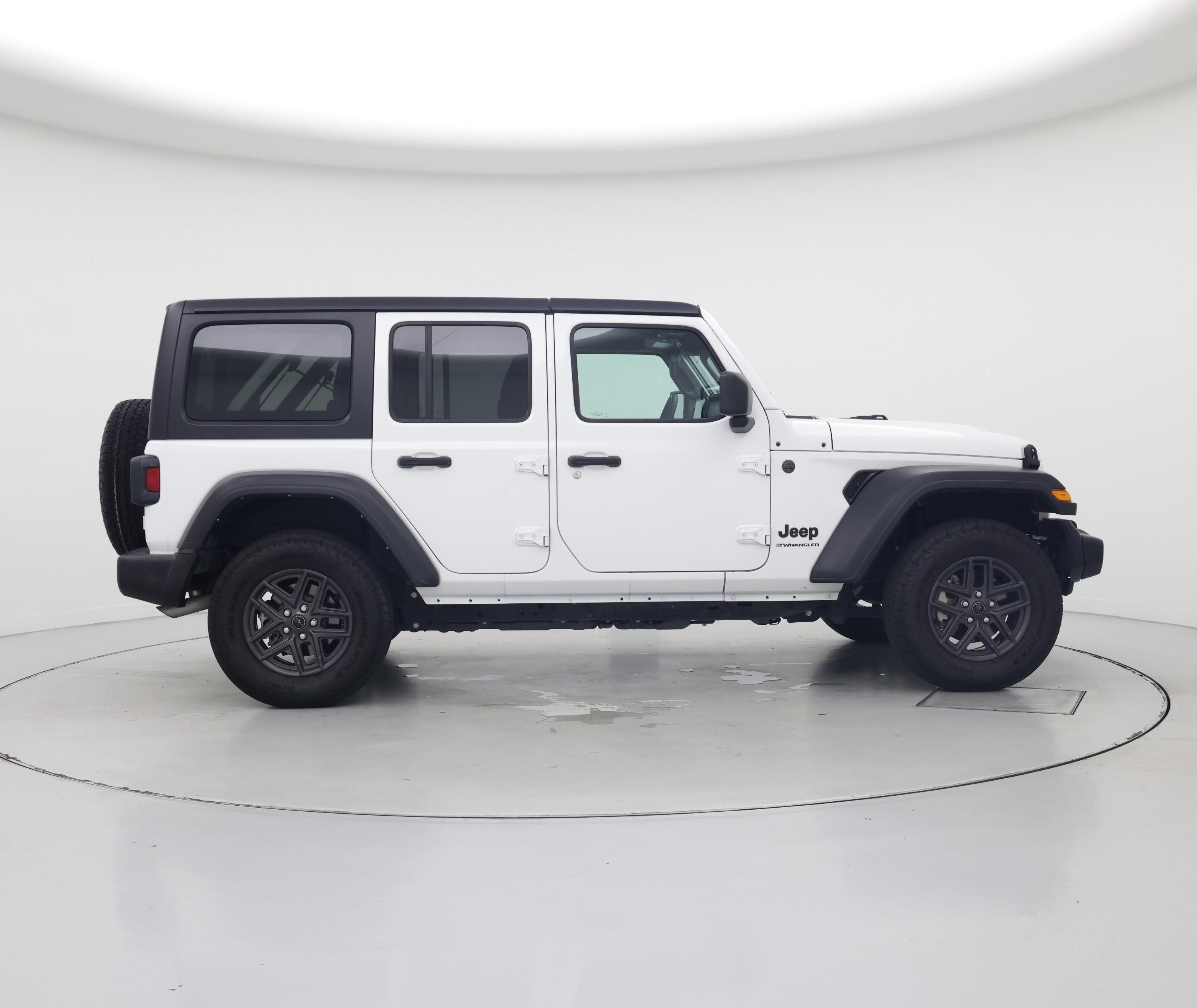 Thumbnail: 2024 Jeep Wrangler - 7