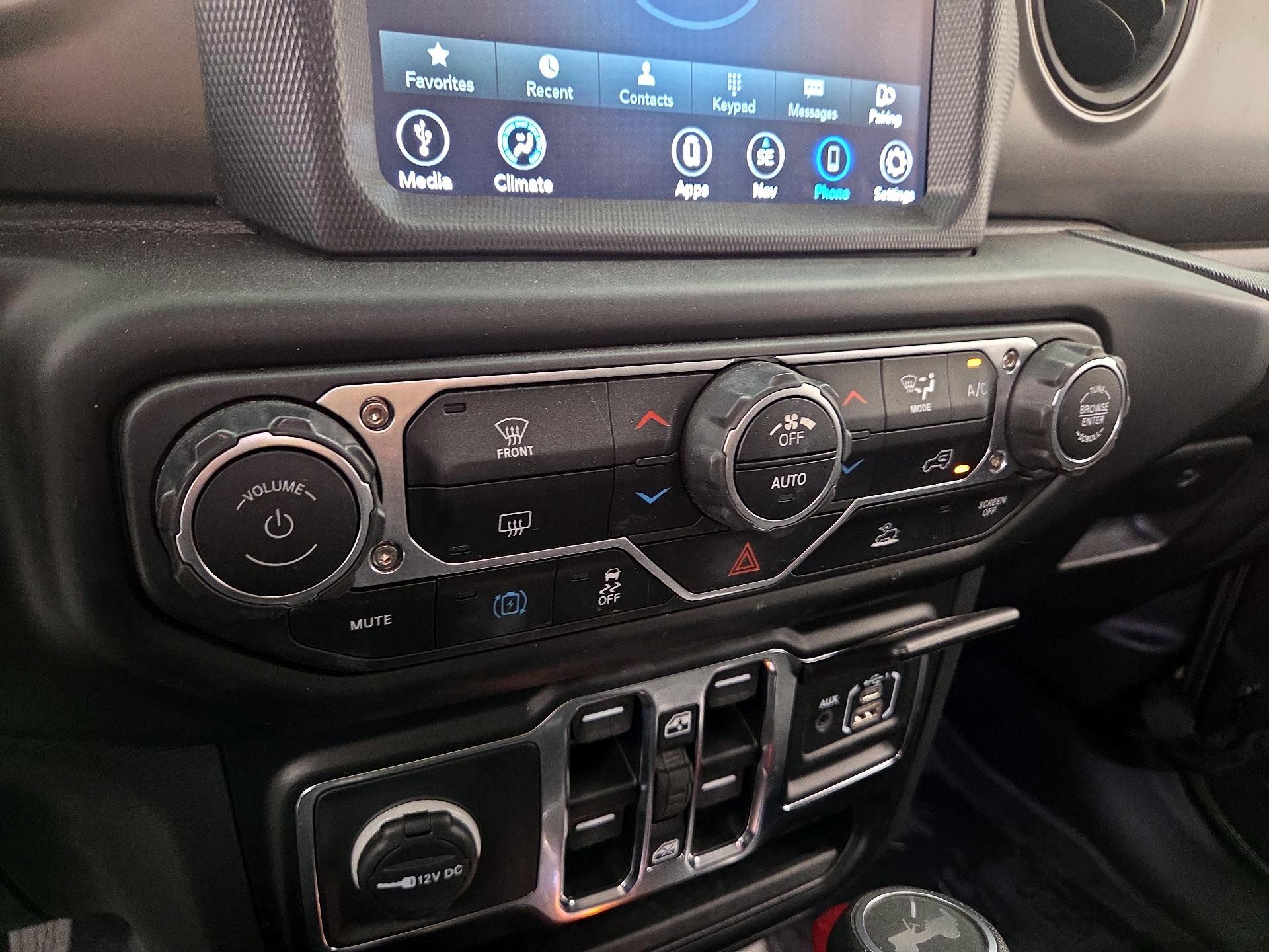 Thumbnail: 2023 Jeep Wrangler - 17