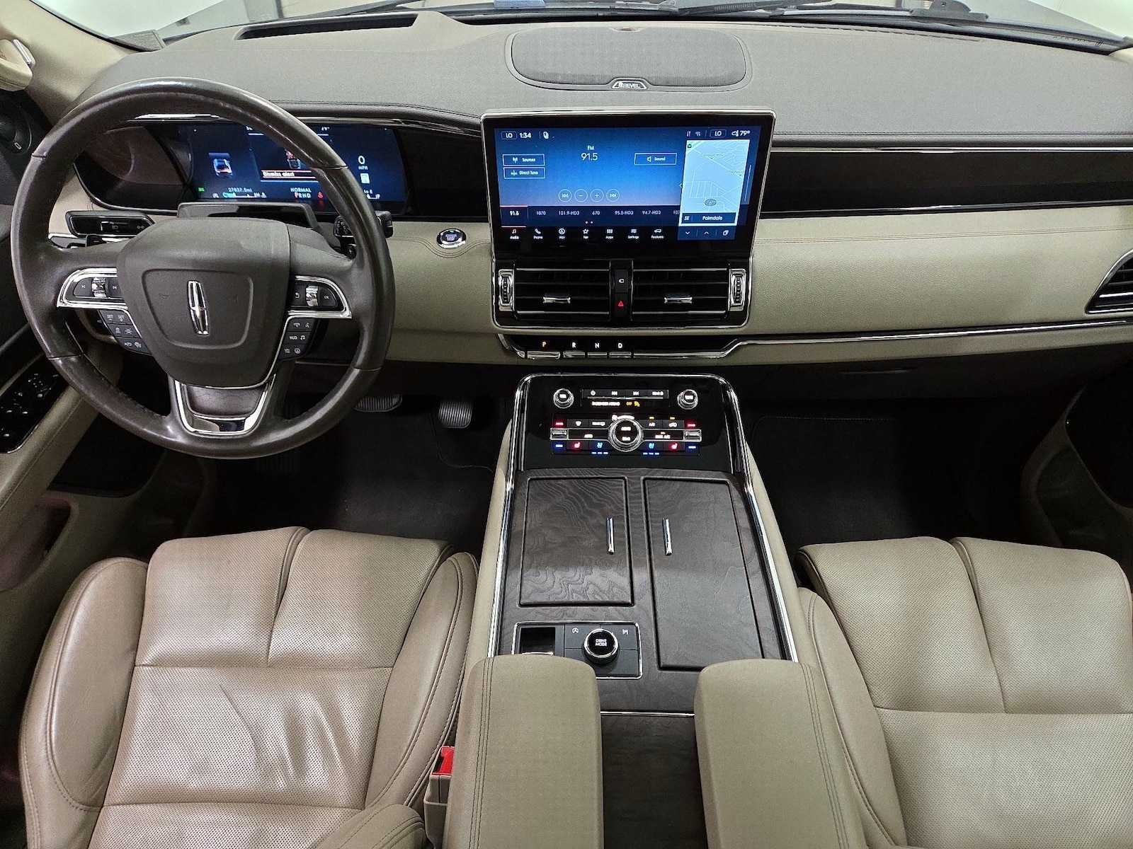 Apple CarPlay® & Android Auto™