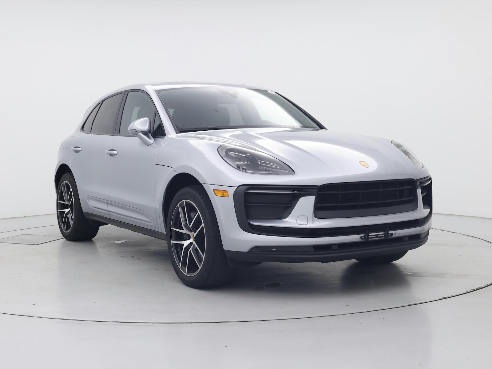 2022 Porsche Macan Base - Photo 2