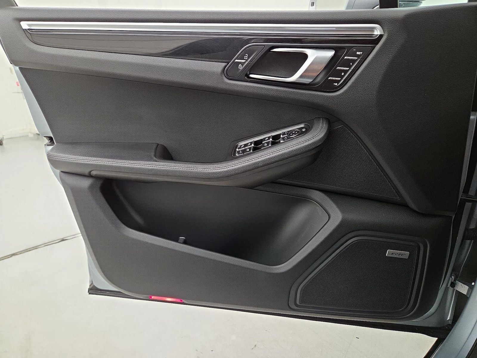 2022 Porsche Macan Base - Photo 13
