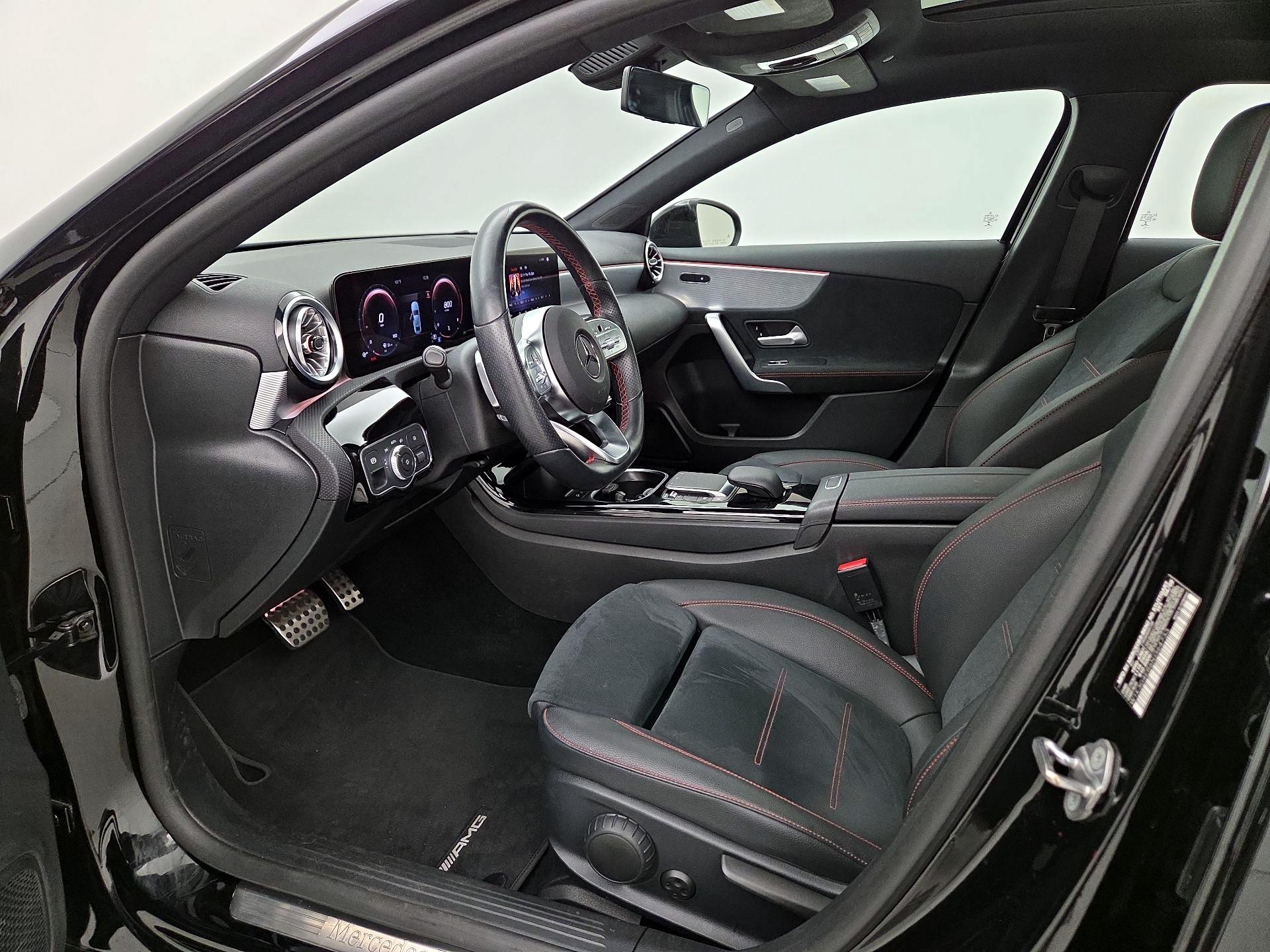Thumbnail: 2022 Mercedes-Benz A-Class - 11