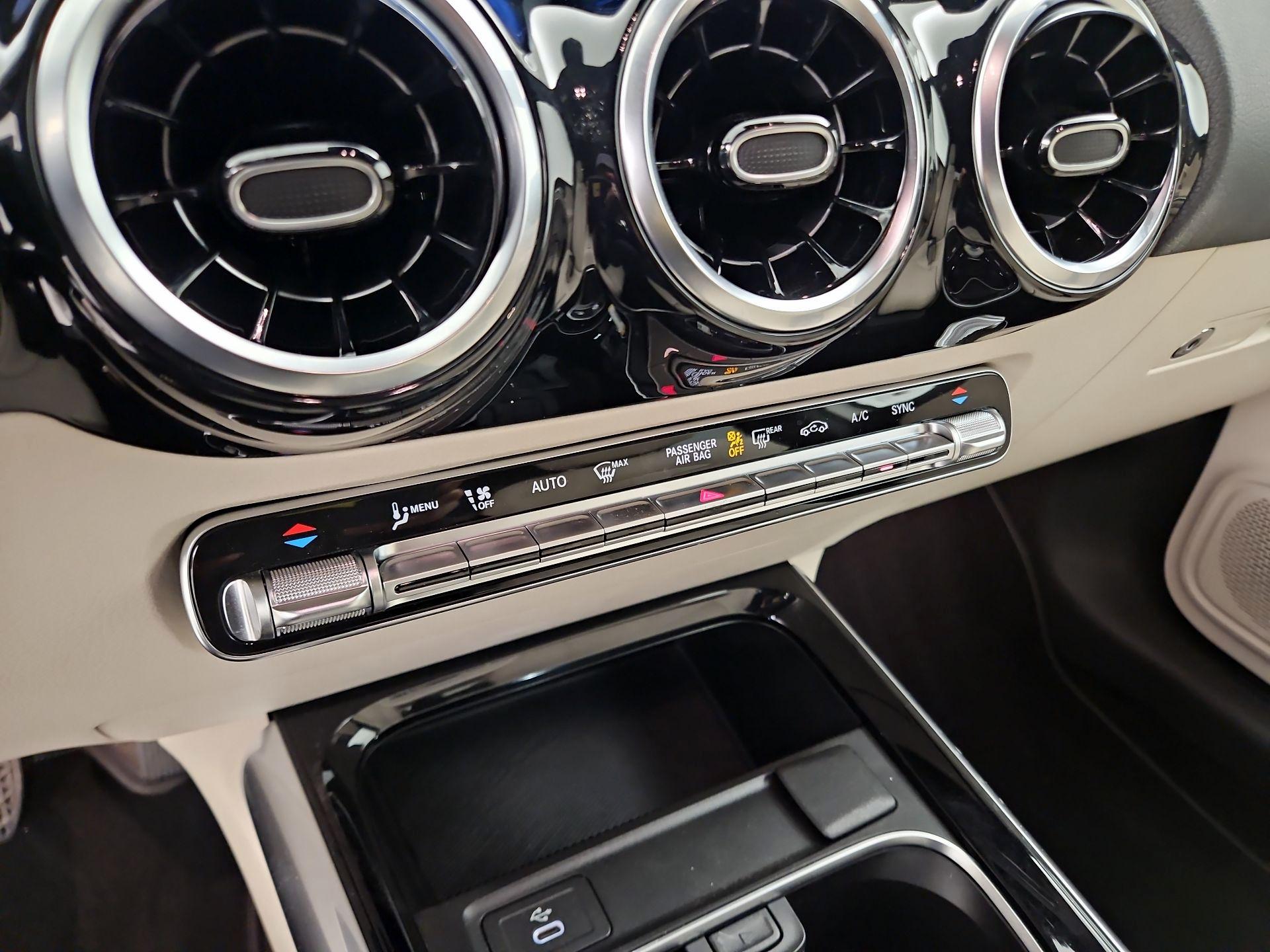 Thumbnail: 2026 Mercedes-Benz GLA - 14