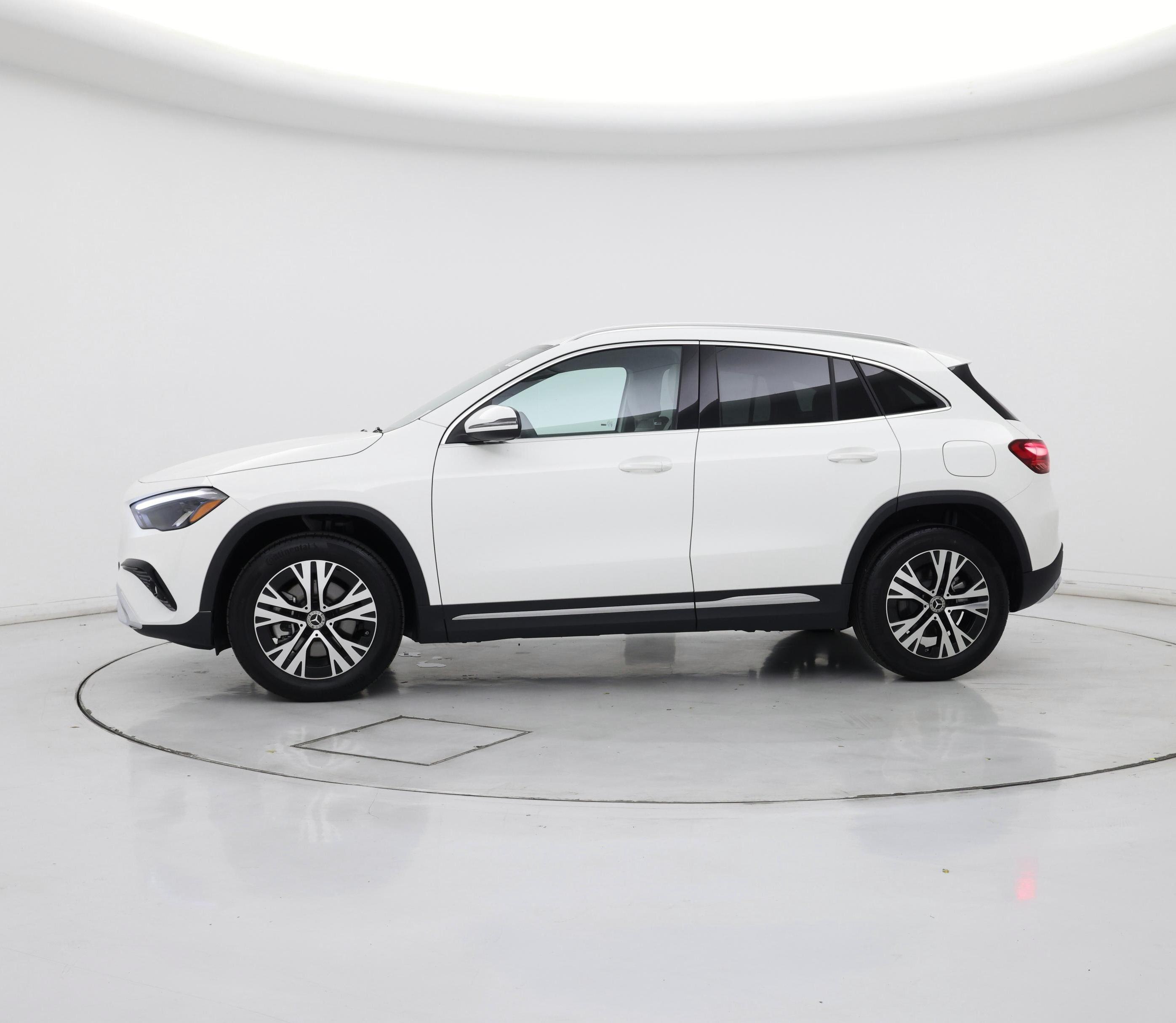 Thumbnail: 2026 Mercedes-Benz GLA - 3