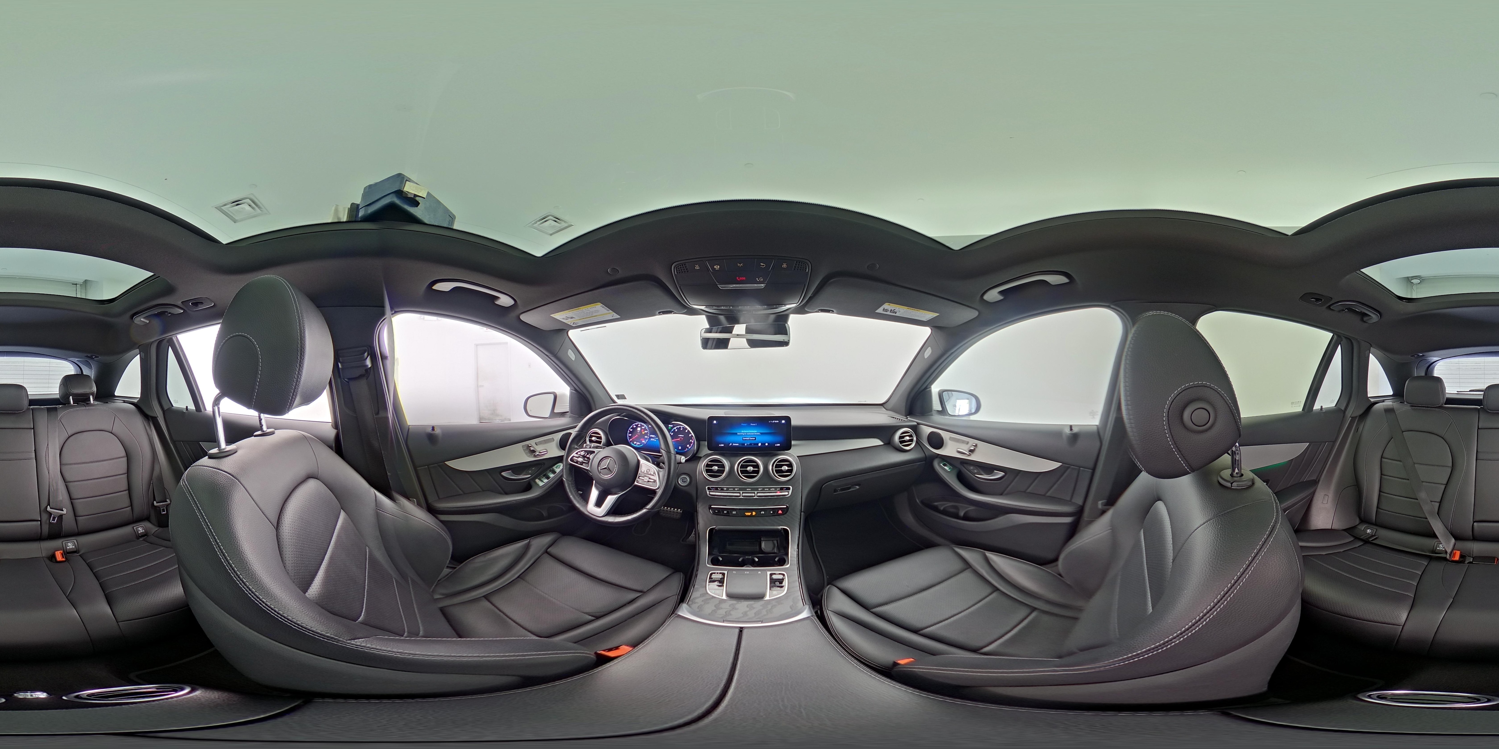 2022 Mercedes-Benz GLC GLC300 - Photo 26