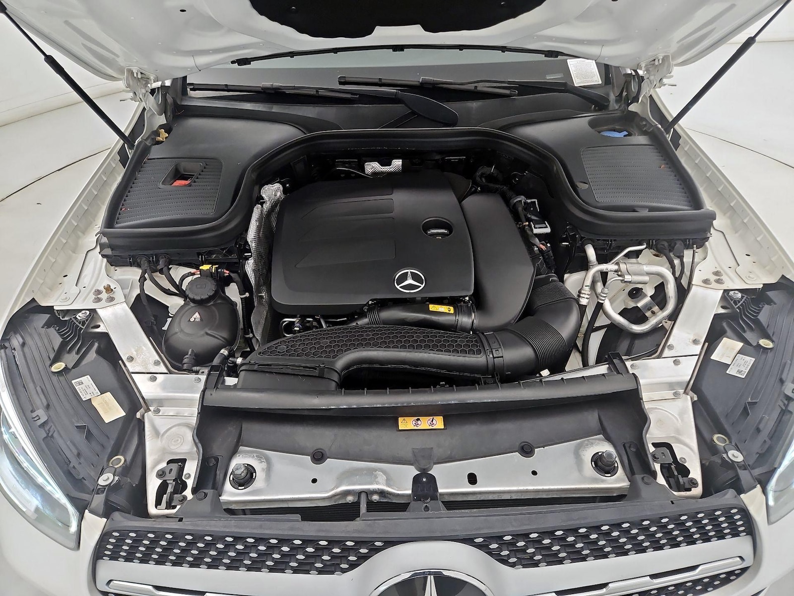 2022 Mercedes-Benz GLC GLC300 - Photo 24